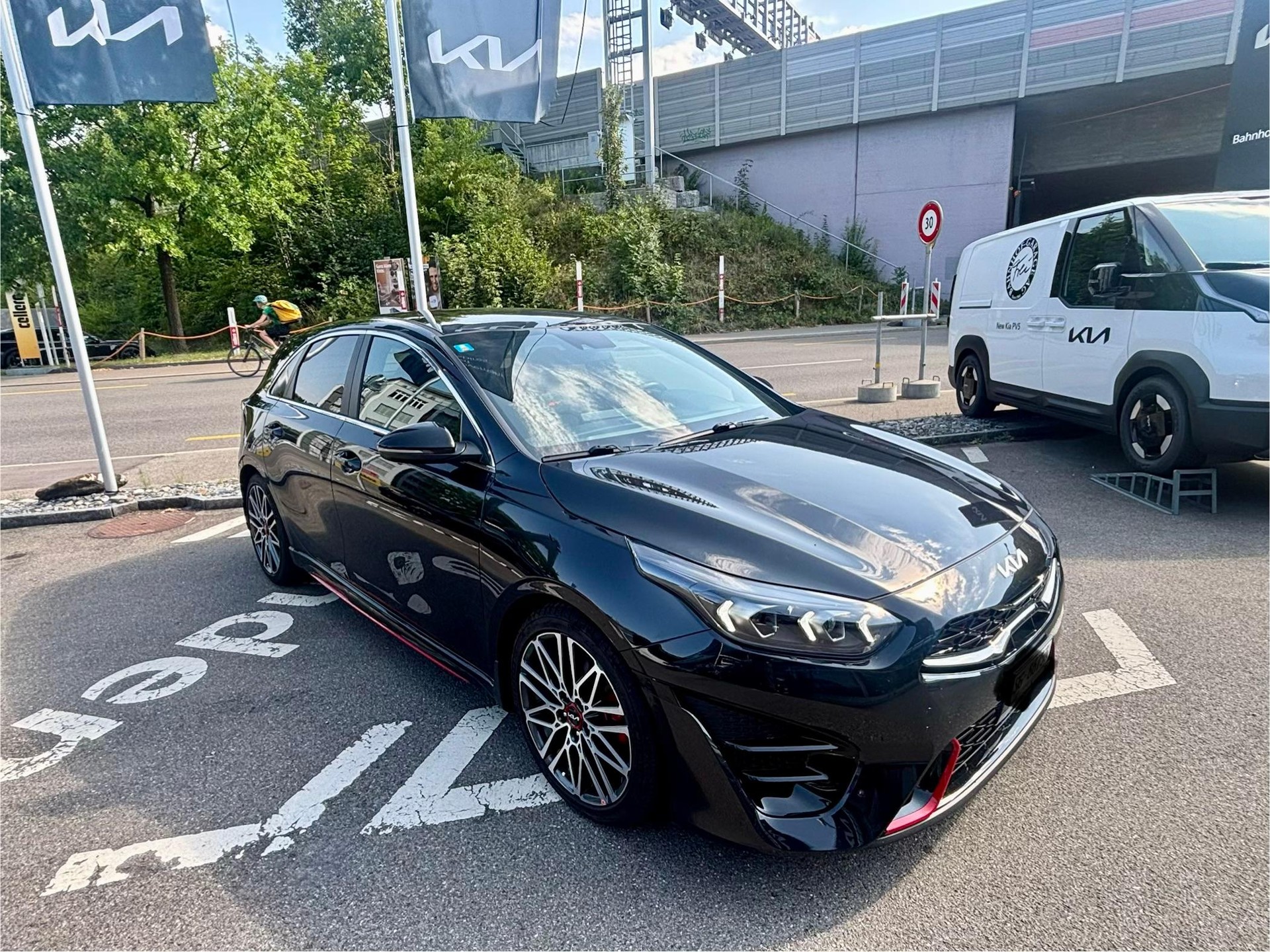 KIA Ceed 1.6 T-GDi GT-showroom-element-2