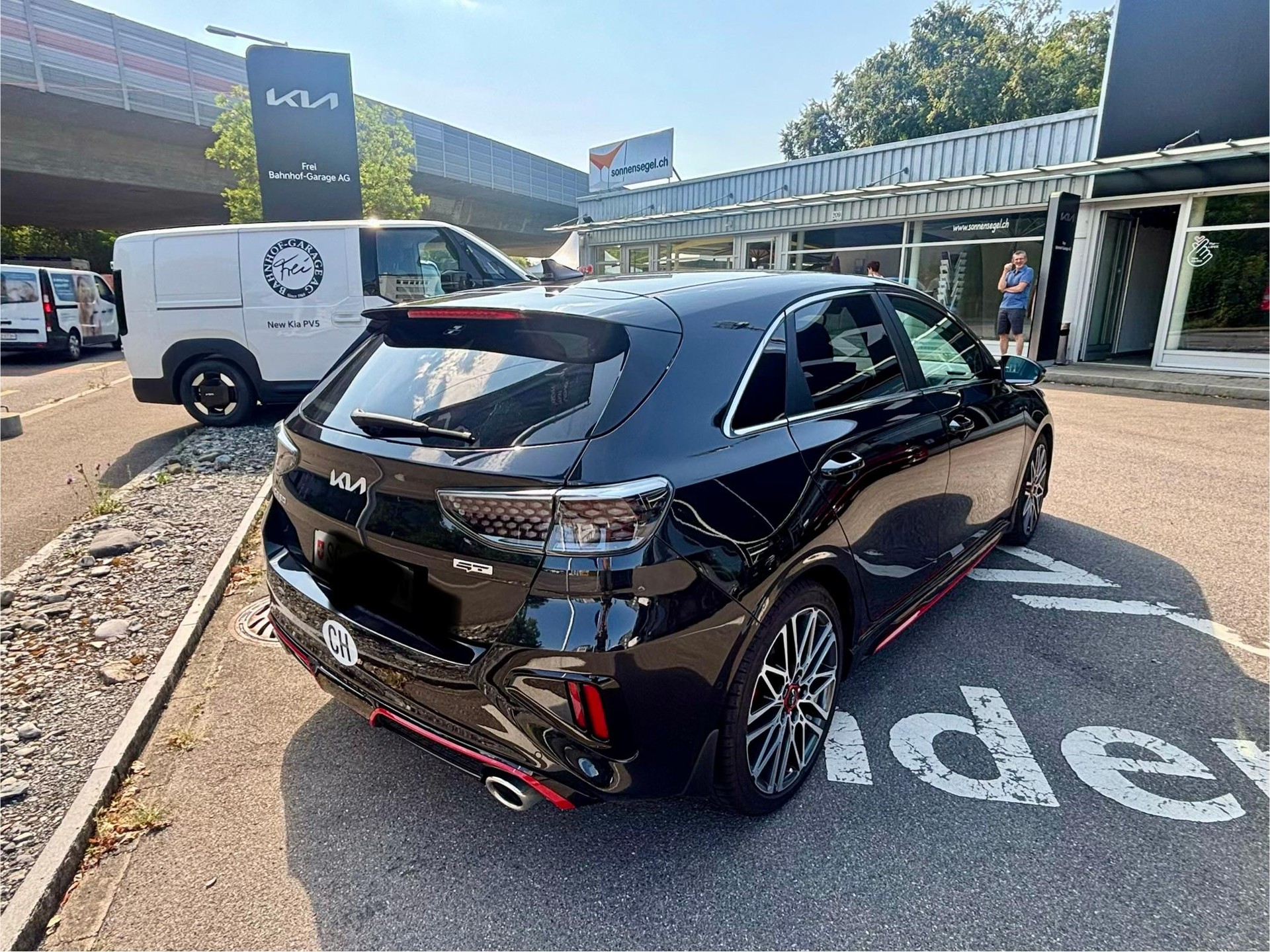 KIA Ceed 1.6 T-GDi GT-image-5