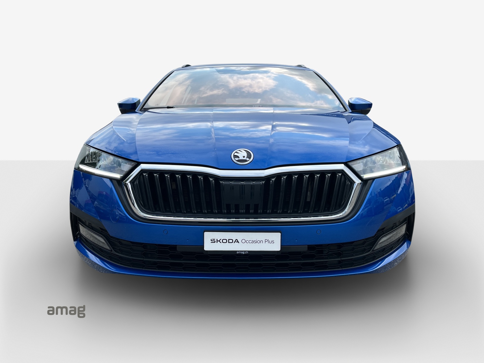 SKODA Octavia Combi 2.0 TDI DSG Ambition-image-6