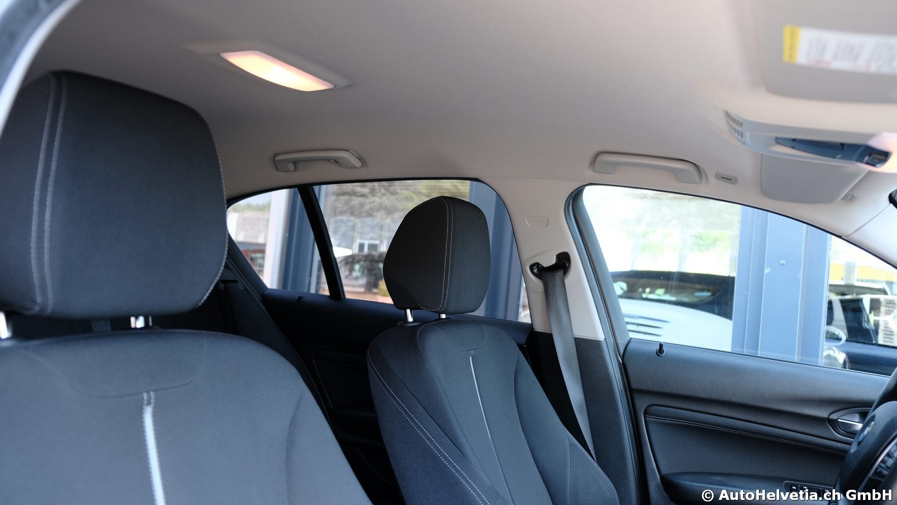 BMW 120d Sport Line Steptronic-image-13