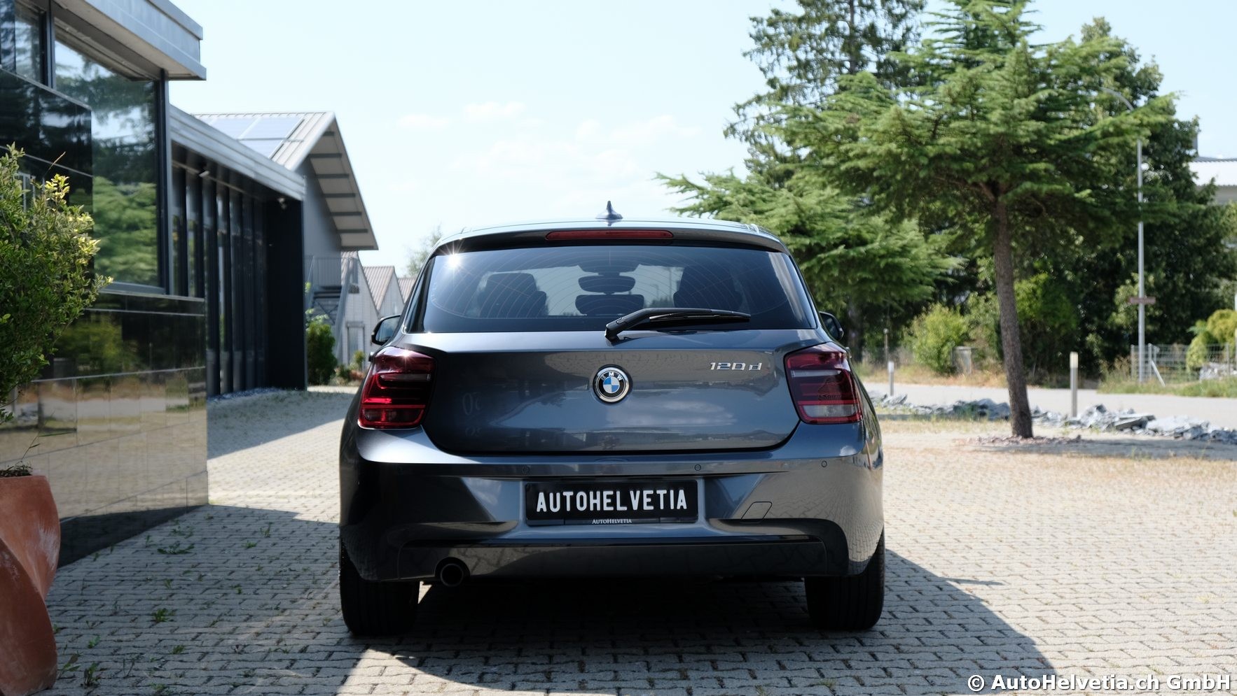 BMW 120d Sport Line Steptronic-image-6