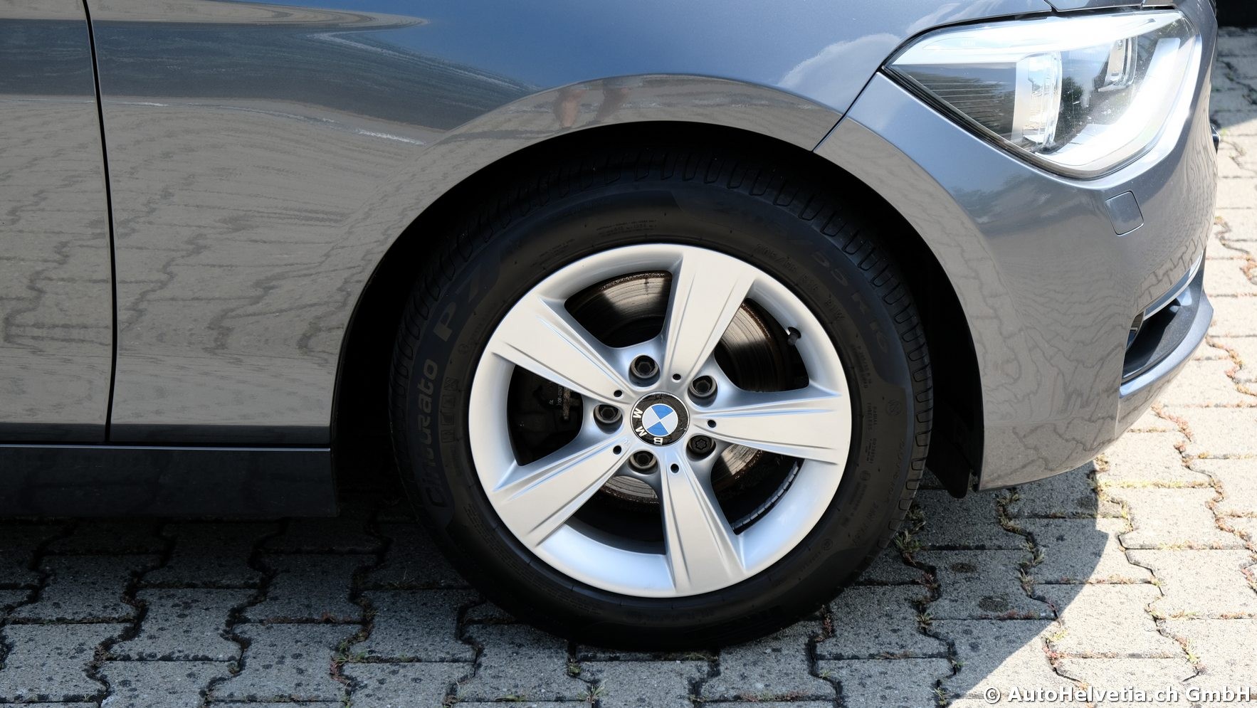 BMW 120d Sport Line Steptronic-image-7