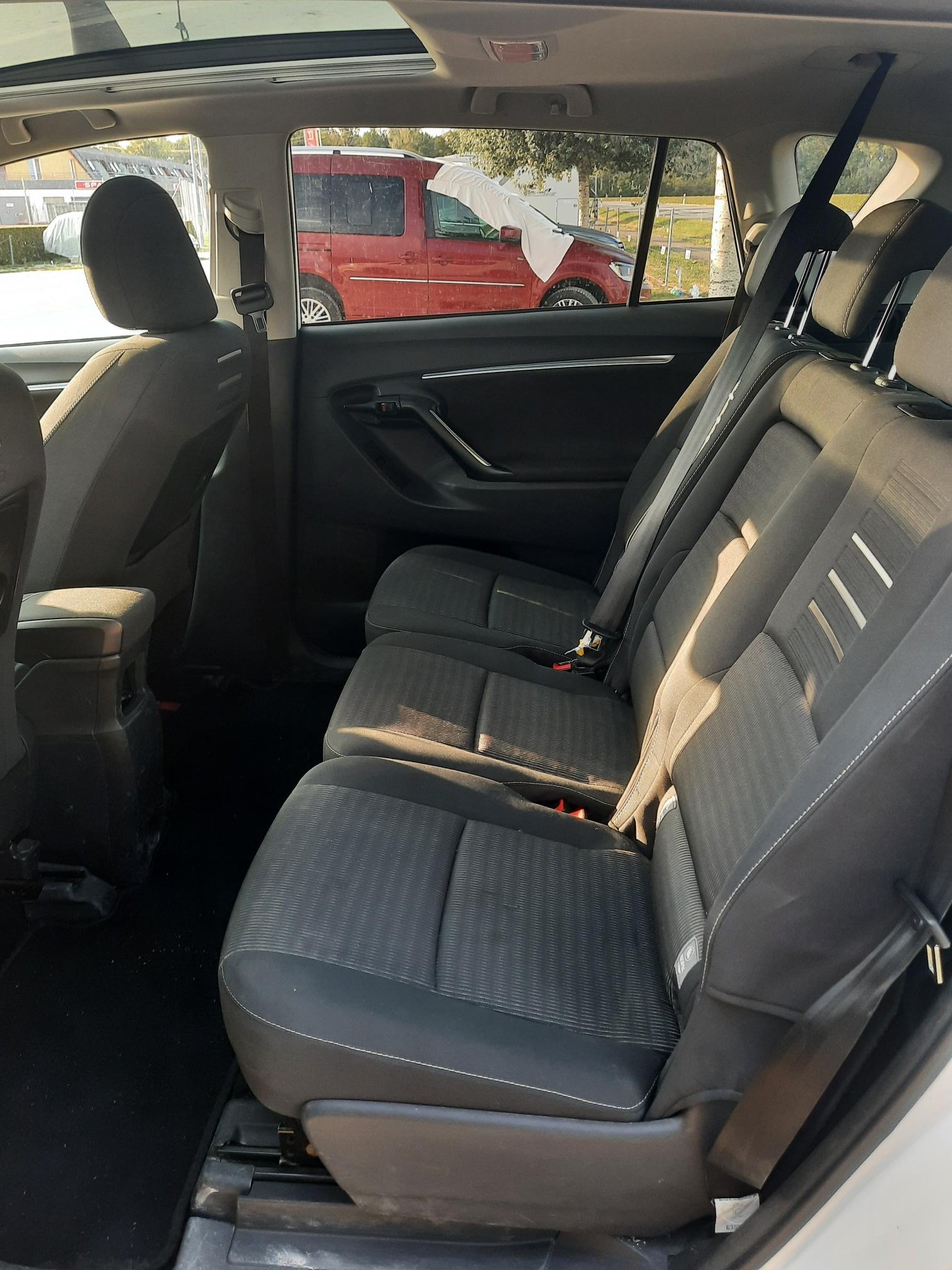 TOYOTA 1.8 VVT-i Trend MiD 7P-image-3
