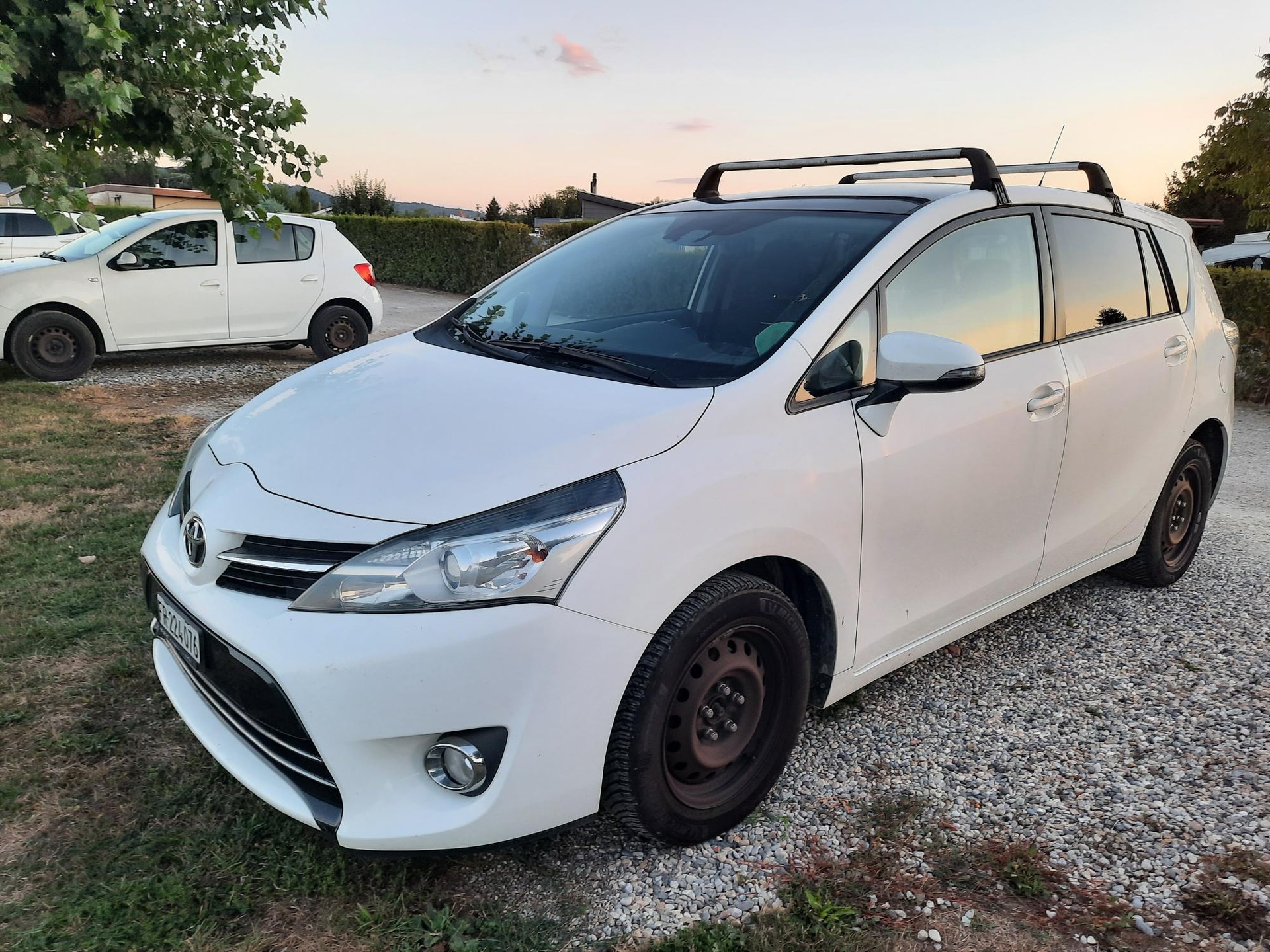 TOYOTA 1.8 VVT-i Trend MiD 7P