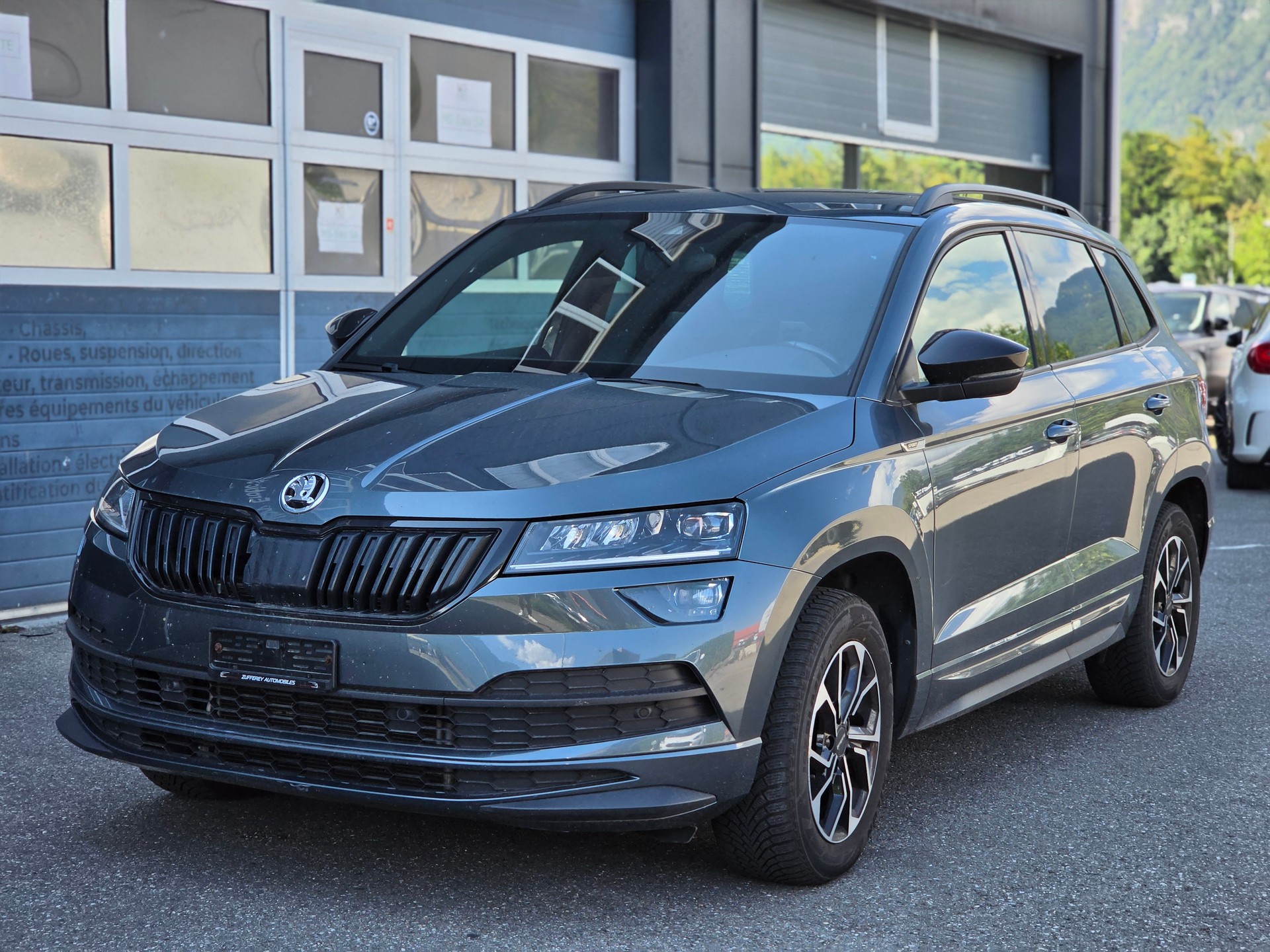SKODA Karoq 2.0 TSI SportLine 4x4 DSG-showroom-element-2