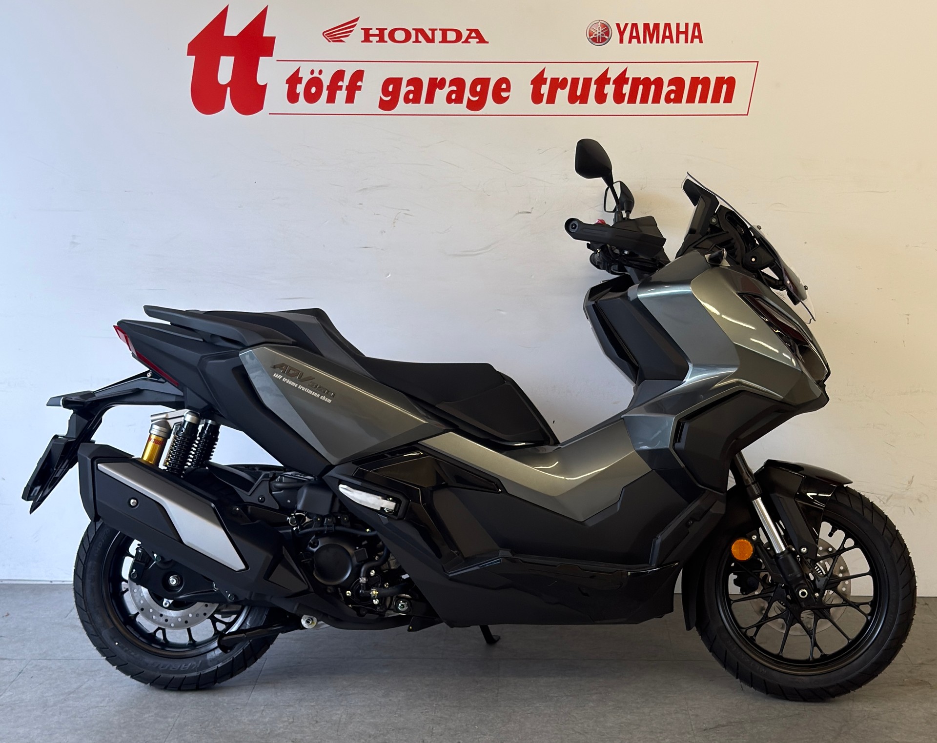 HONDA ADV 350