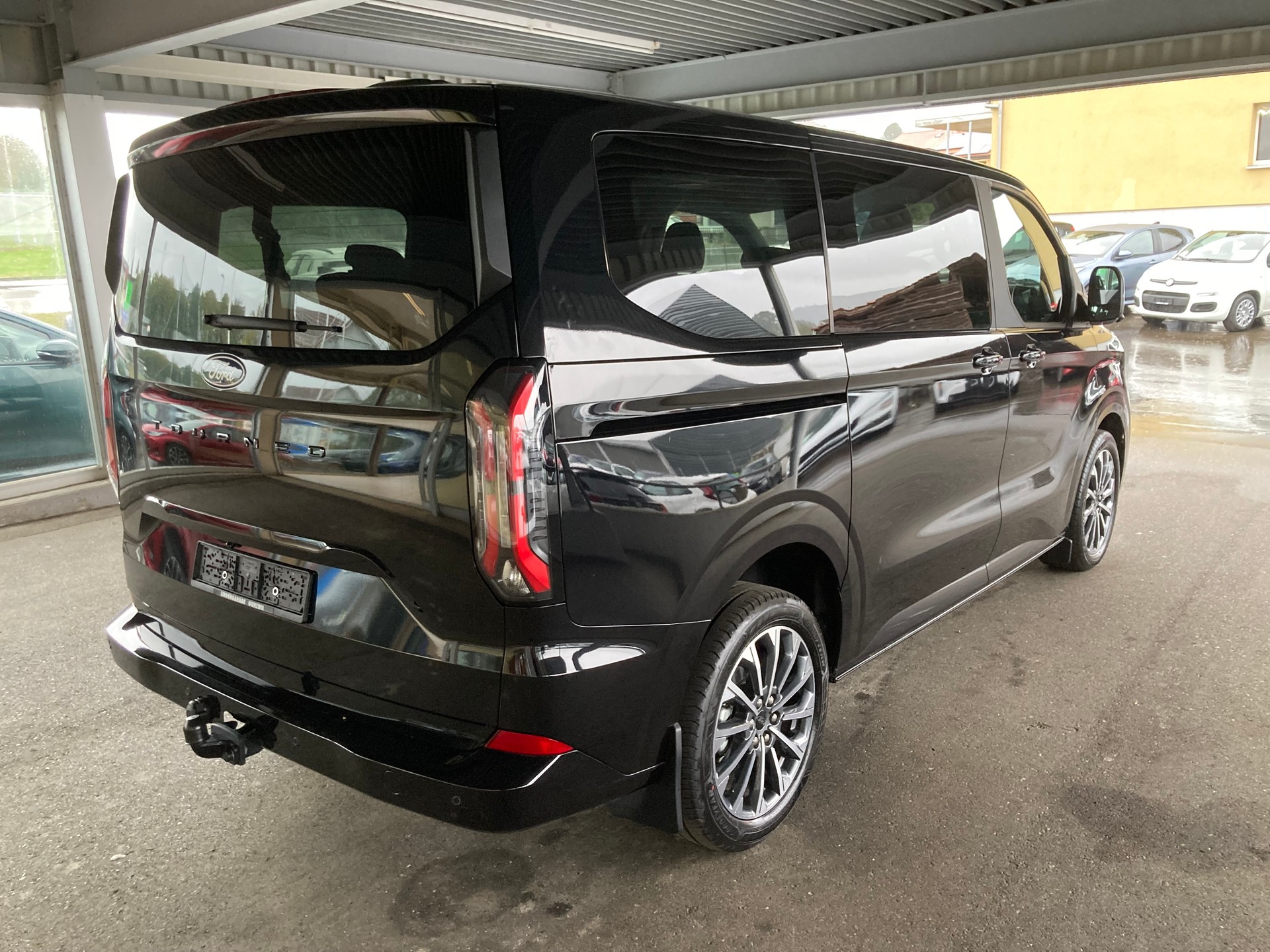 FORD Tourneo Bus 320 L1H1 TitaniumX Automat-image-4