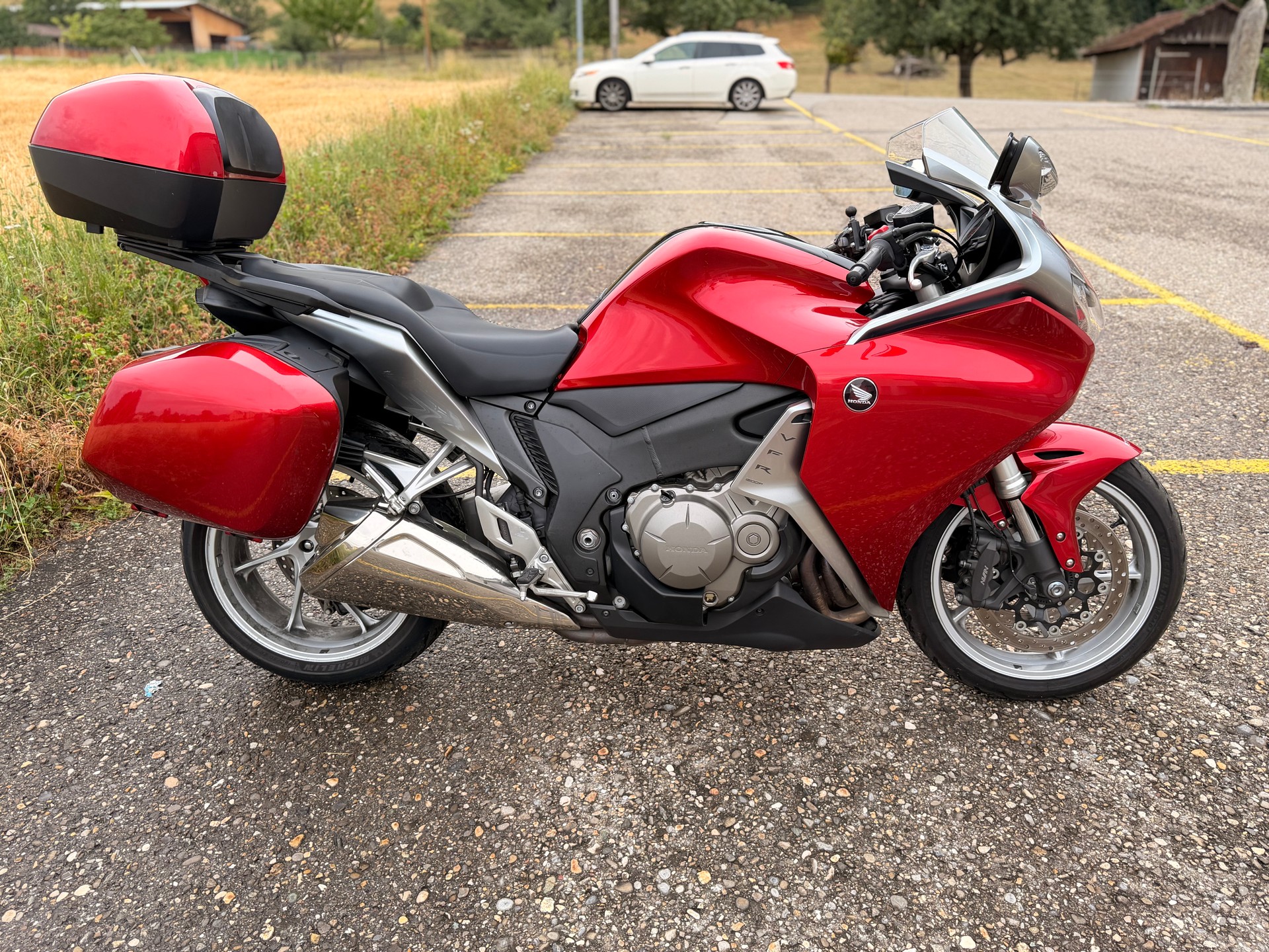 HONDA VFR 1200 FA-image-6