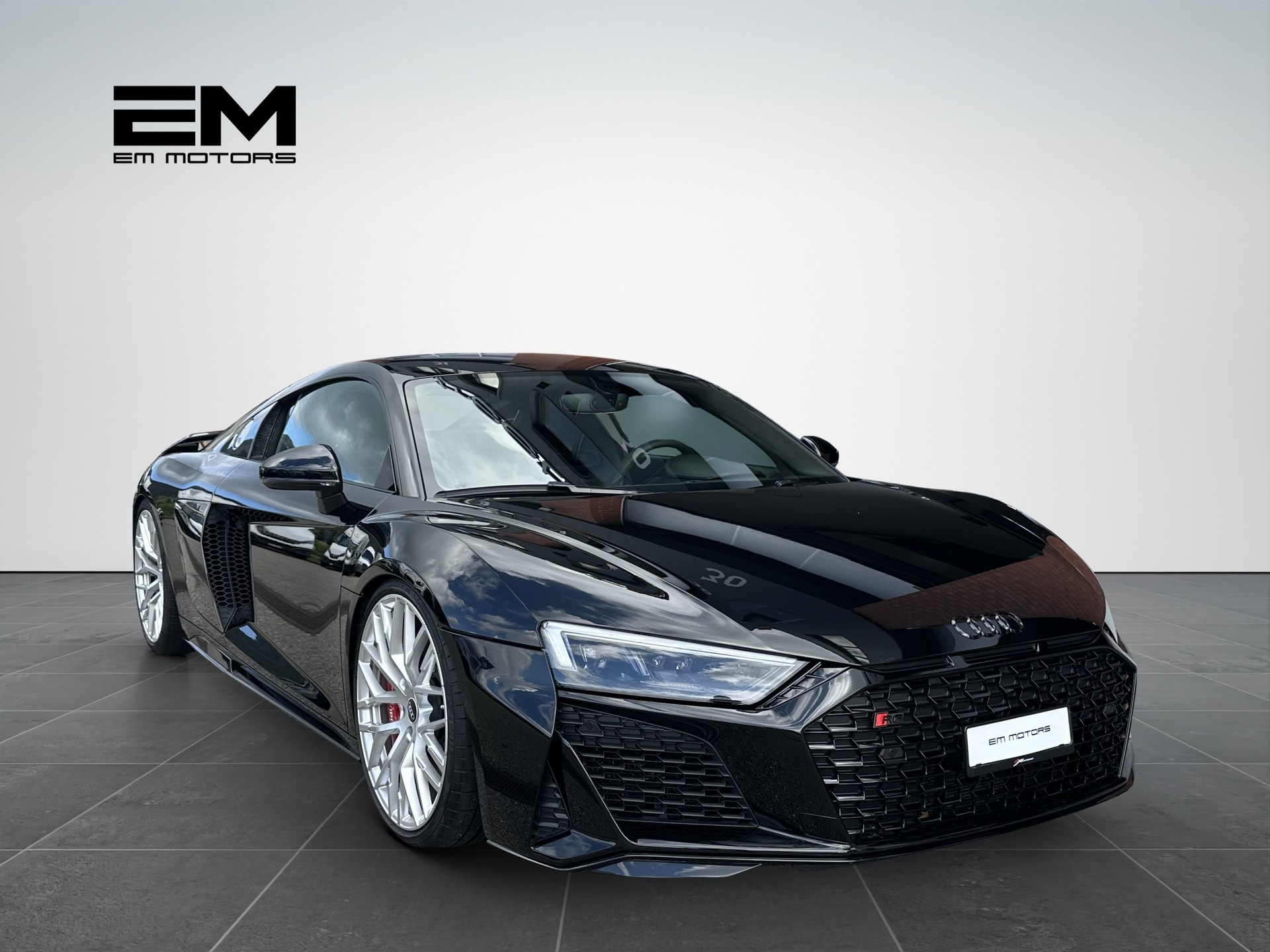 AUDI R8 Coupé performance S-Tronic-showroom-element-1