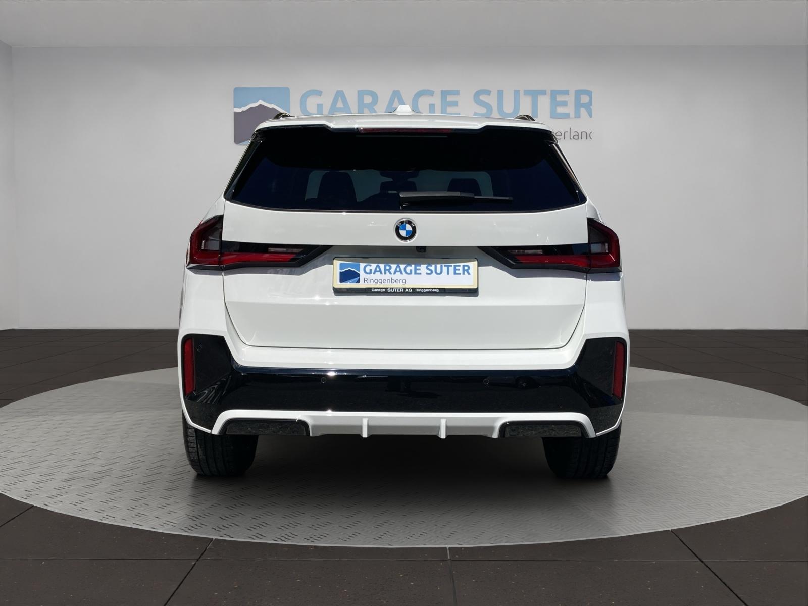 BMW X1 23i xDrive paddles-showroom-element-3