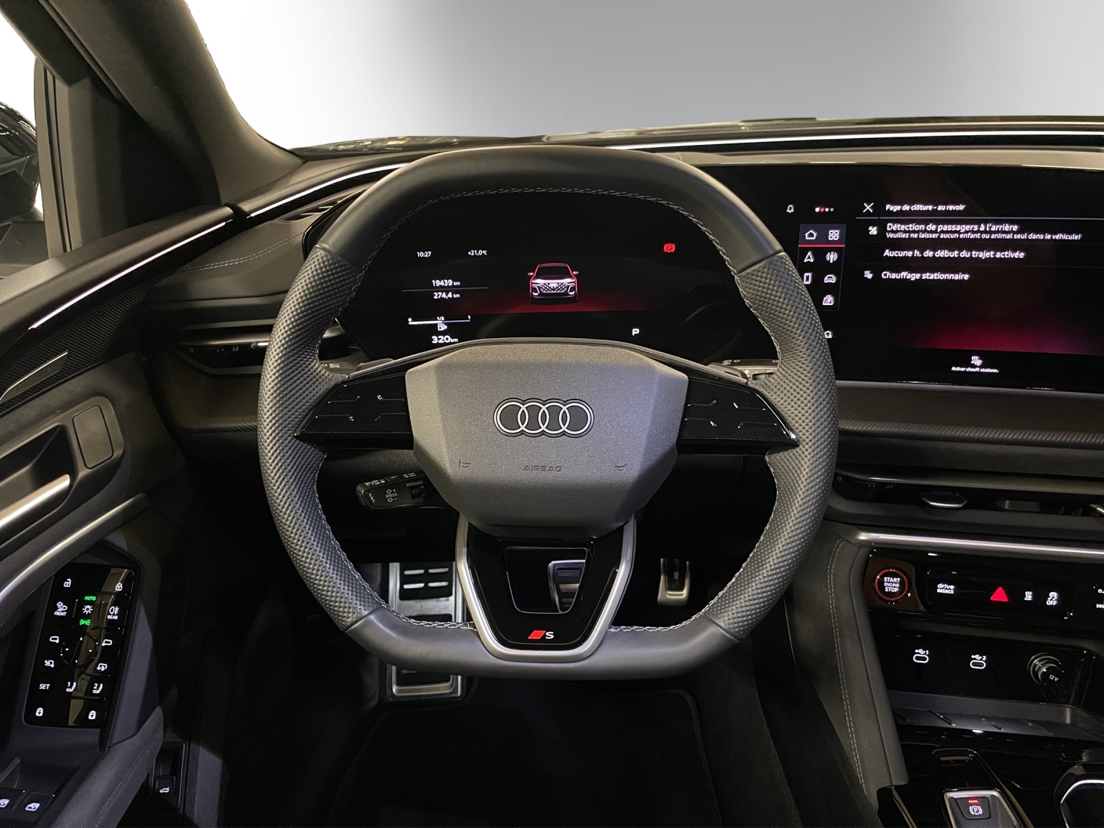 AUDI SQ5 TFSI quattro S-tronic-image-12