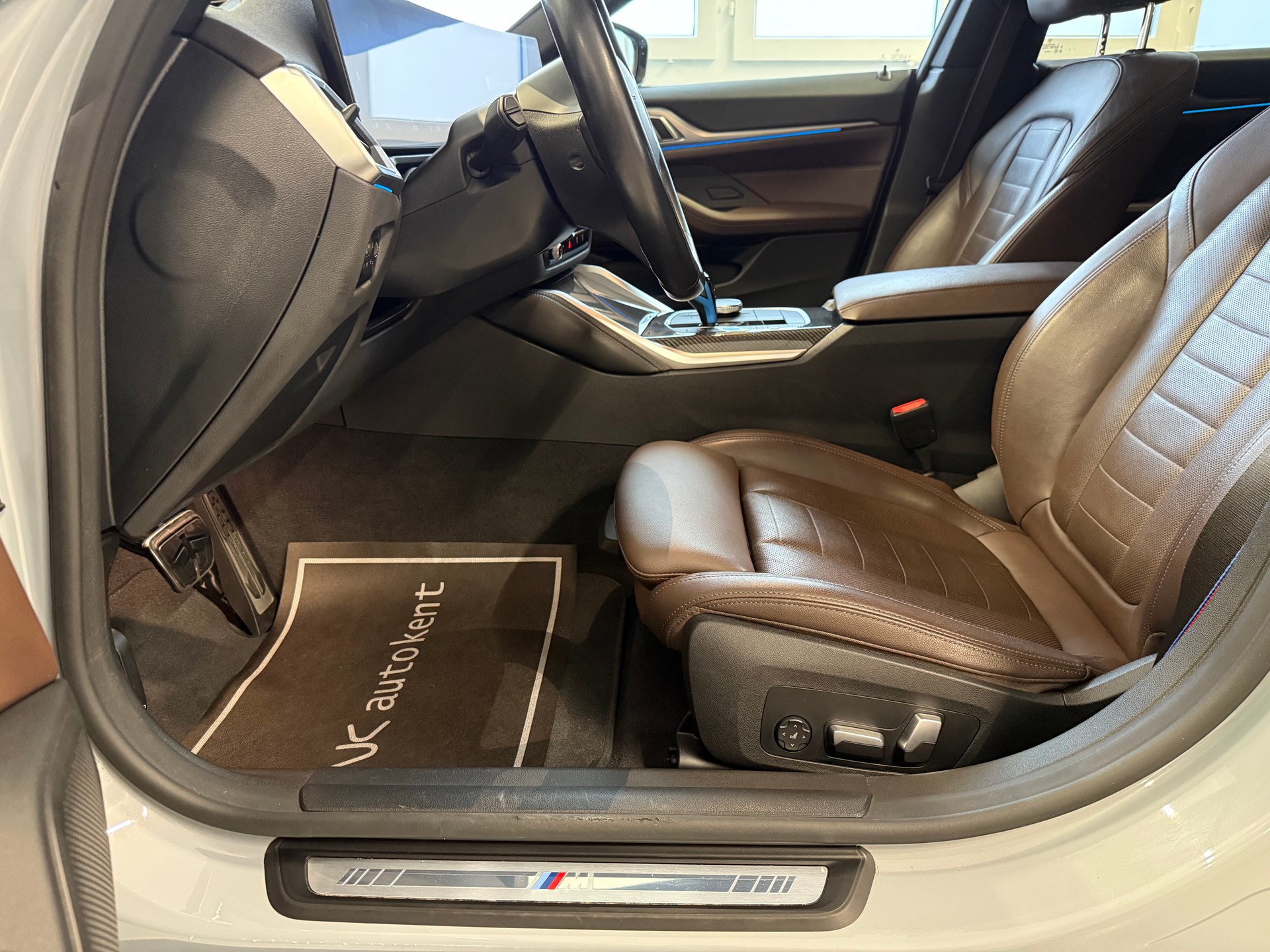 BMW i4 M50-image-13