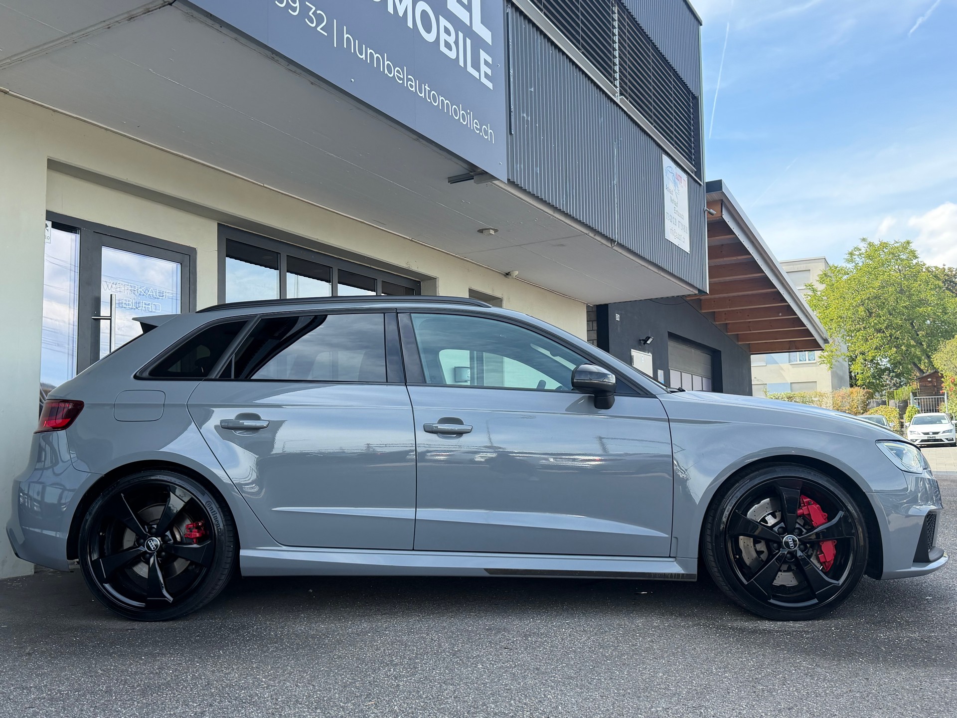 AUDI RS3 2.5 TSI quattro S-tronic-image-4