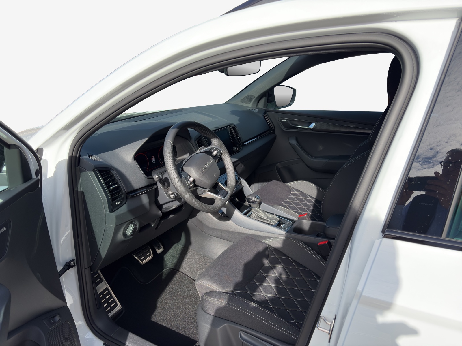 SKODA Karoq 2.0 TSI SportLine 4x4 DSG-image-7