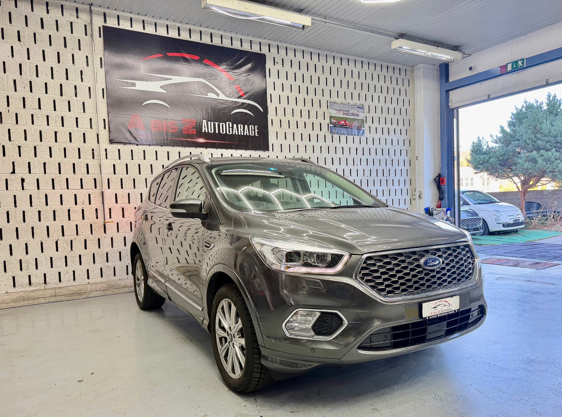 FORD Kuga 1.5 SCTi Vignale 4WD Automatic-showroom-element-2