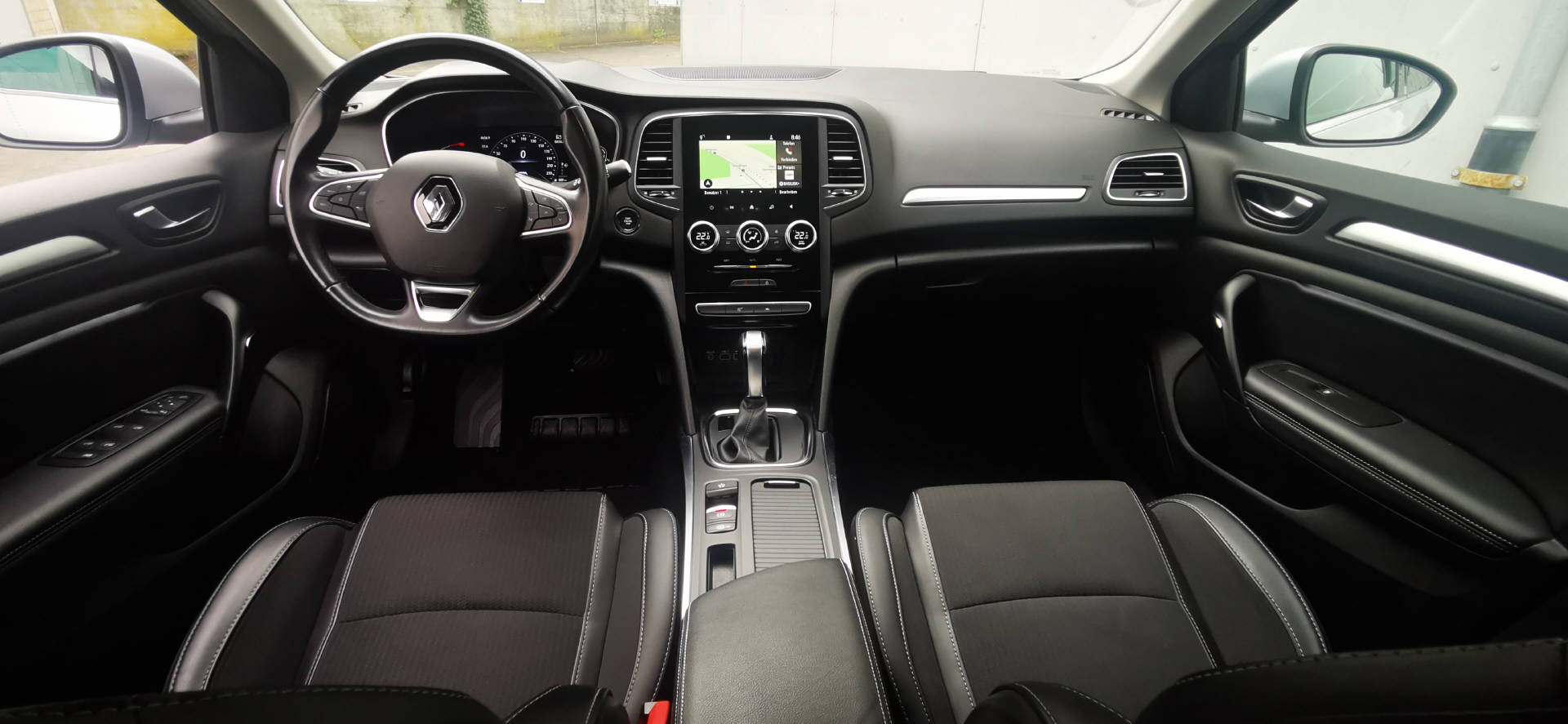 RENAULT Mégane 1.3 TCe 160 Intens EDC-image-8
