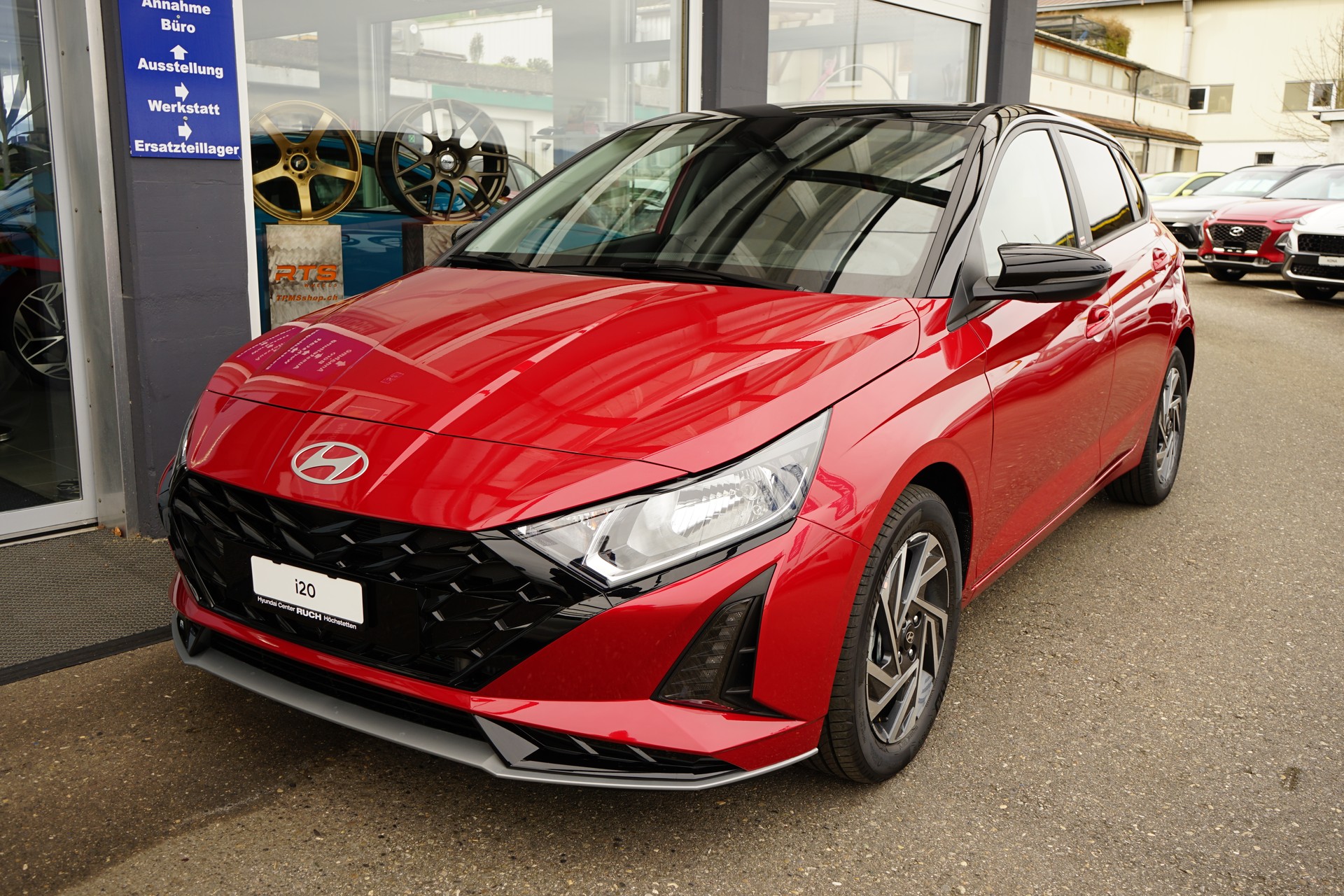 HYUNDAI i20 1.0 T-GDi Amplia DCT-showroom-element-1
