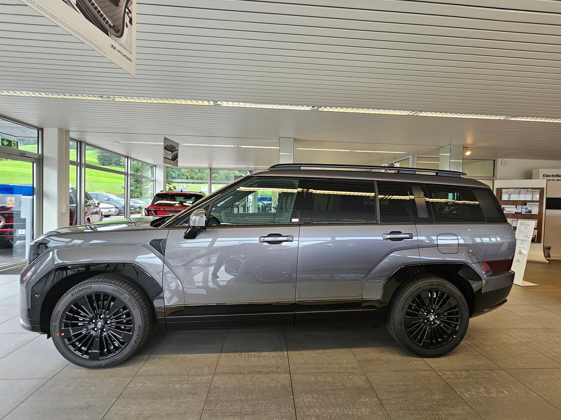 HYUNDAI Santa Fe 1.6 T-GDi PHEV Calligraphy 4WD-showroom-element-3