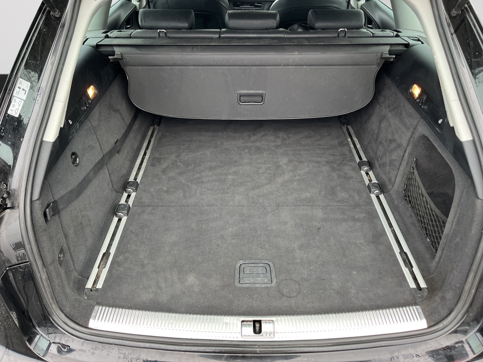 AUDI A6 allroad 3.0 TDI V6 quattro S-tronic-image-12
