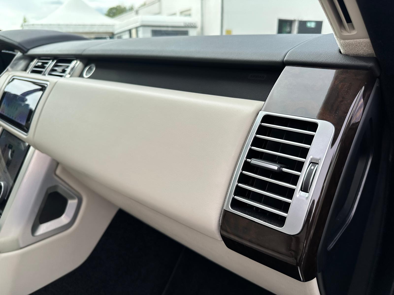 LAND ROVER Range Rover 4.4 SDV8 Vogue Automatic-image-39