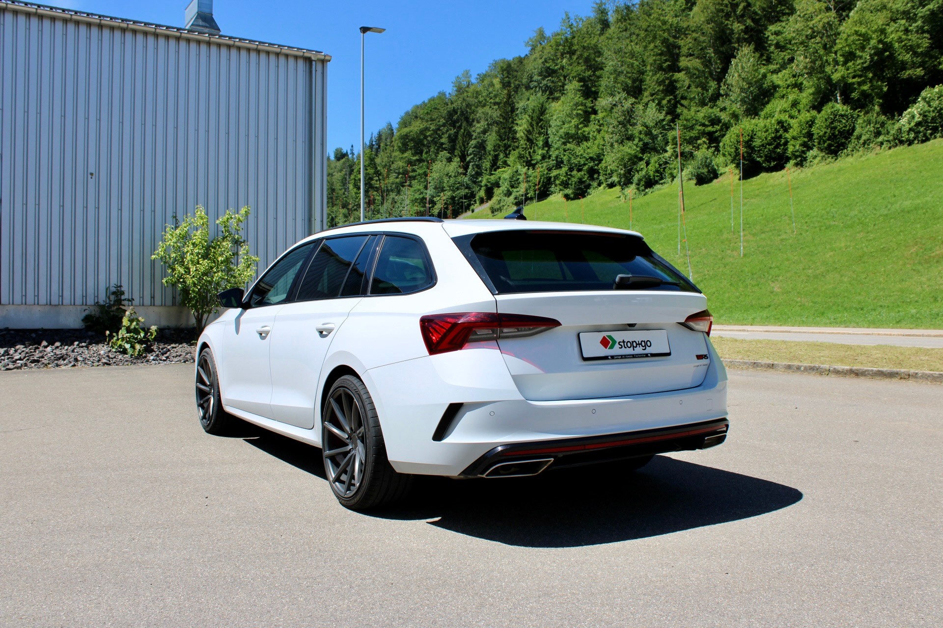 SKODA Octavia Combi 2.0 TDI DSG RS 4x4-image-6
