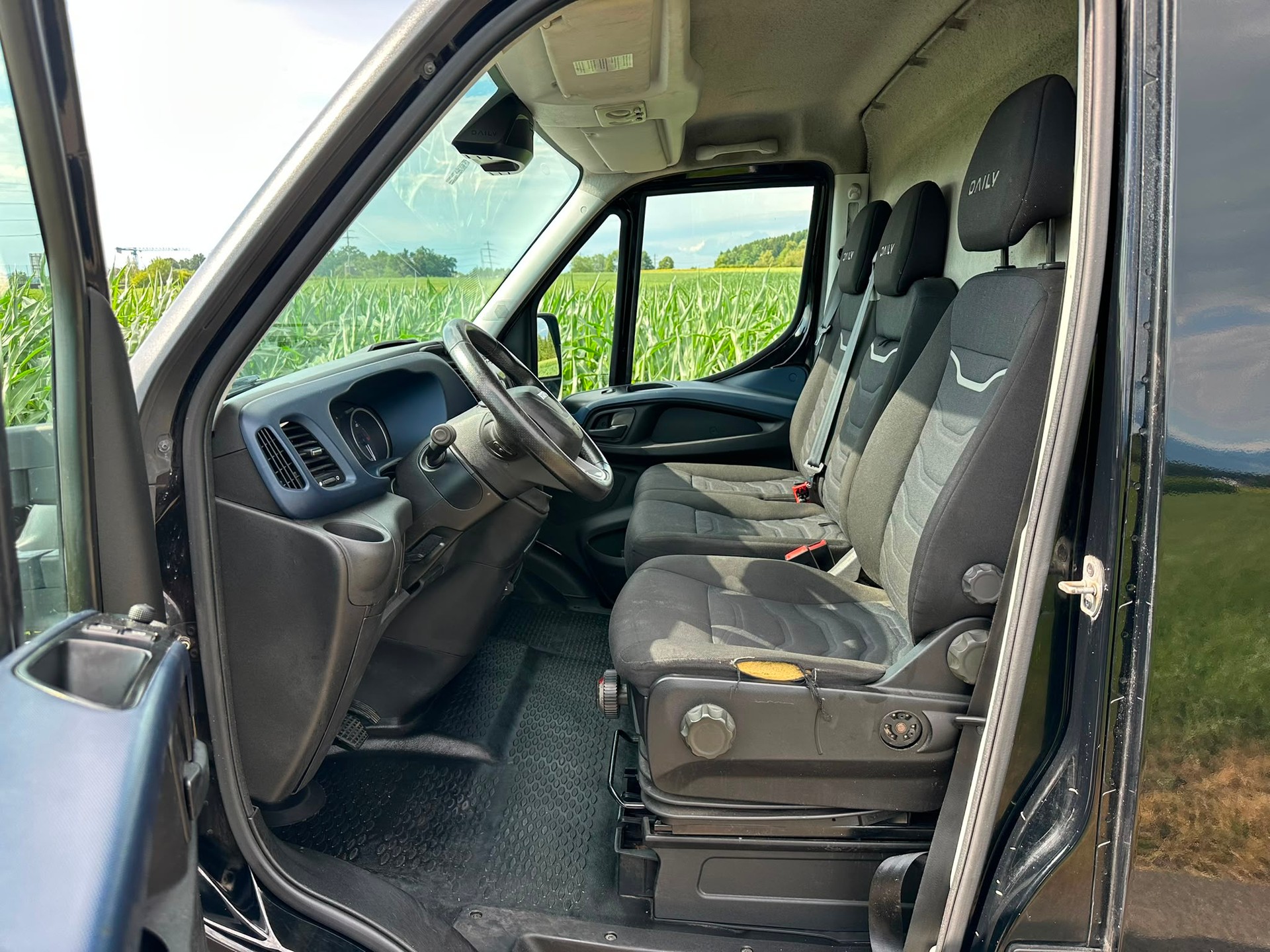 IVECO 33 S 14 AHK Kasten Automat Navi Xenon-image-13