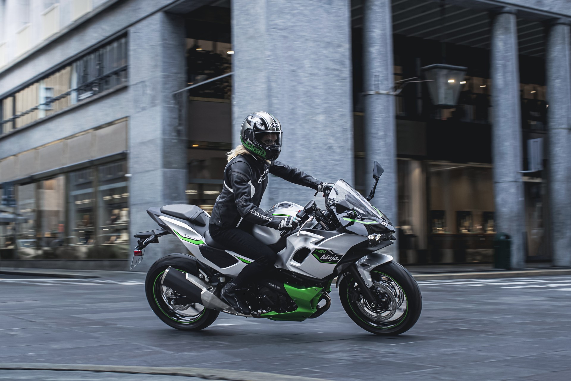 KAWASAKI Ninja 7 Hybrid-image-11