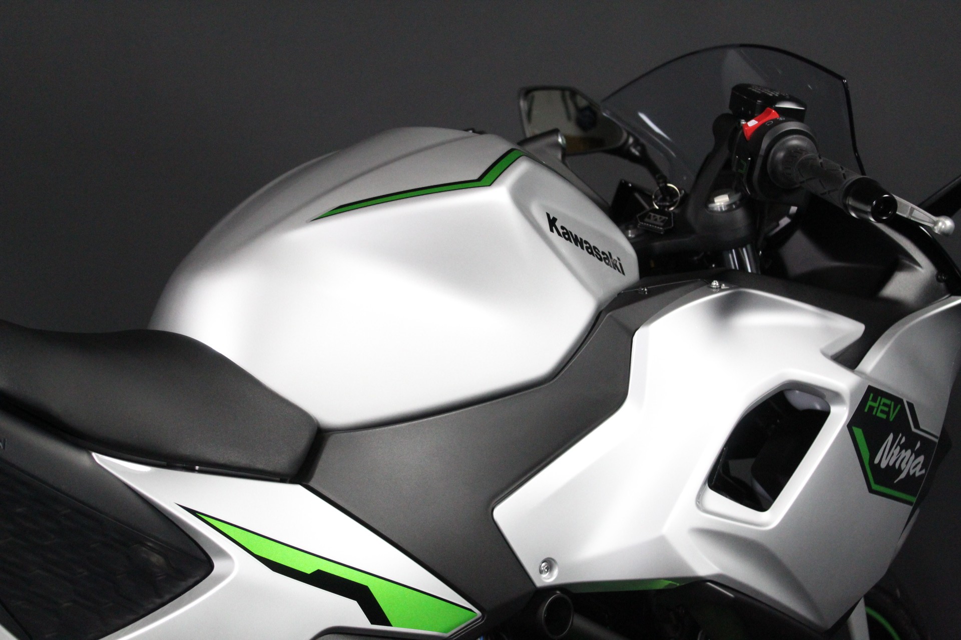 KAWASAKI Ninja 7 Hybrid-image-7