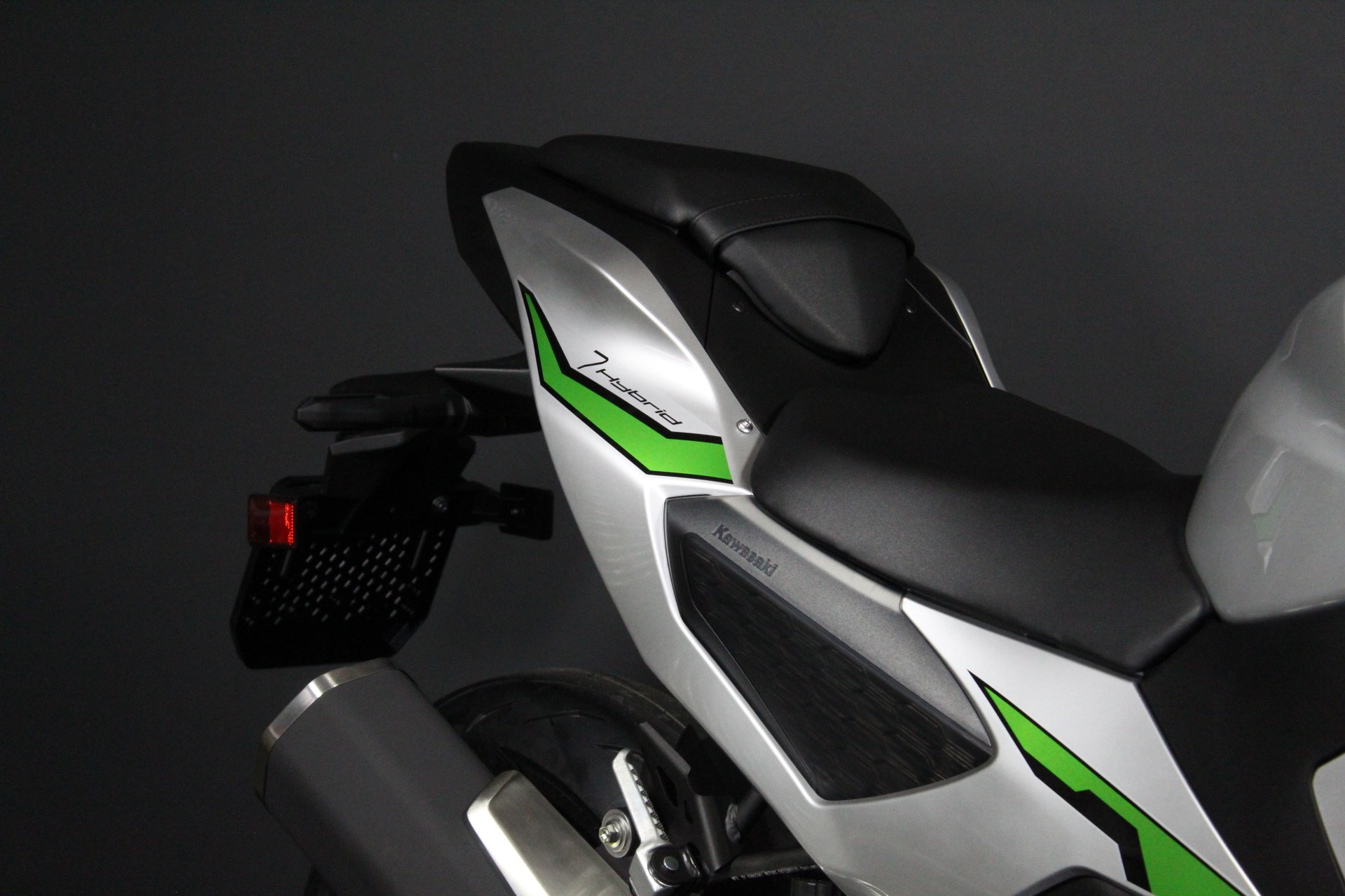 KAWASAKI Ninja 7 Hybrid-image-4