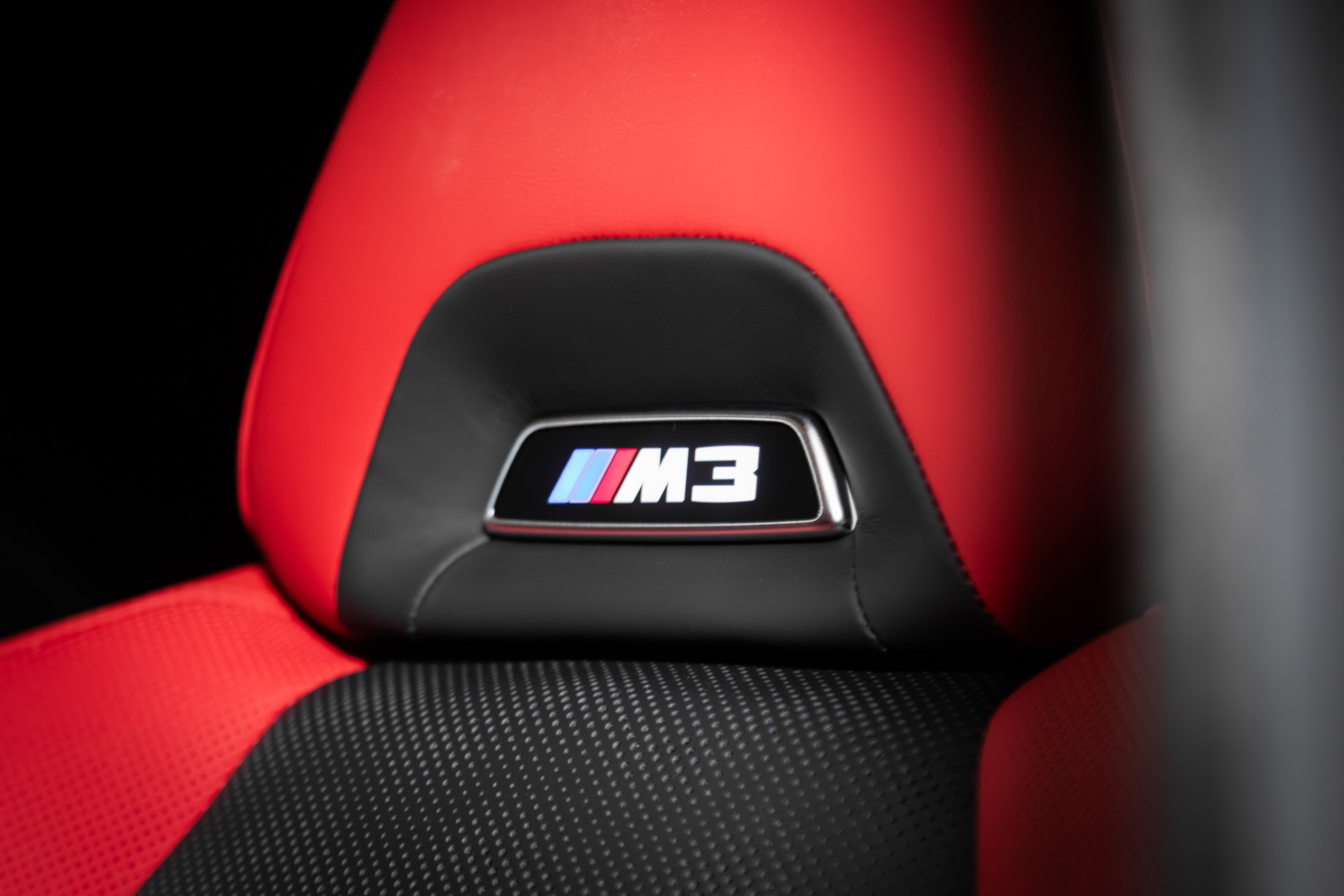 BMW M3 Competition M xDrive-image-24