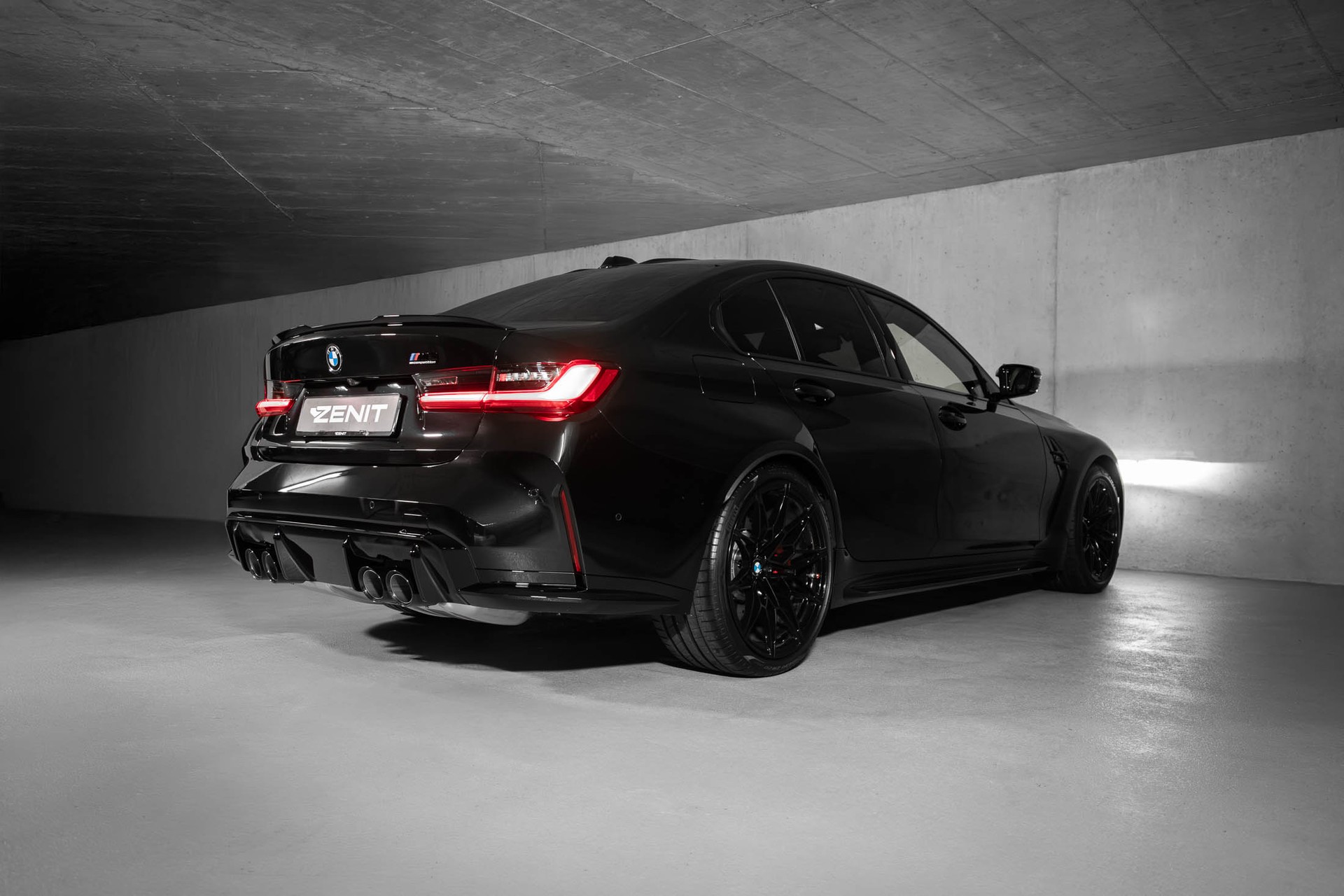 BMW M3 Competition M xDrive-image-13