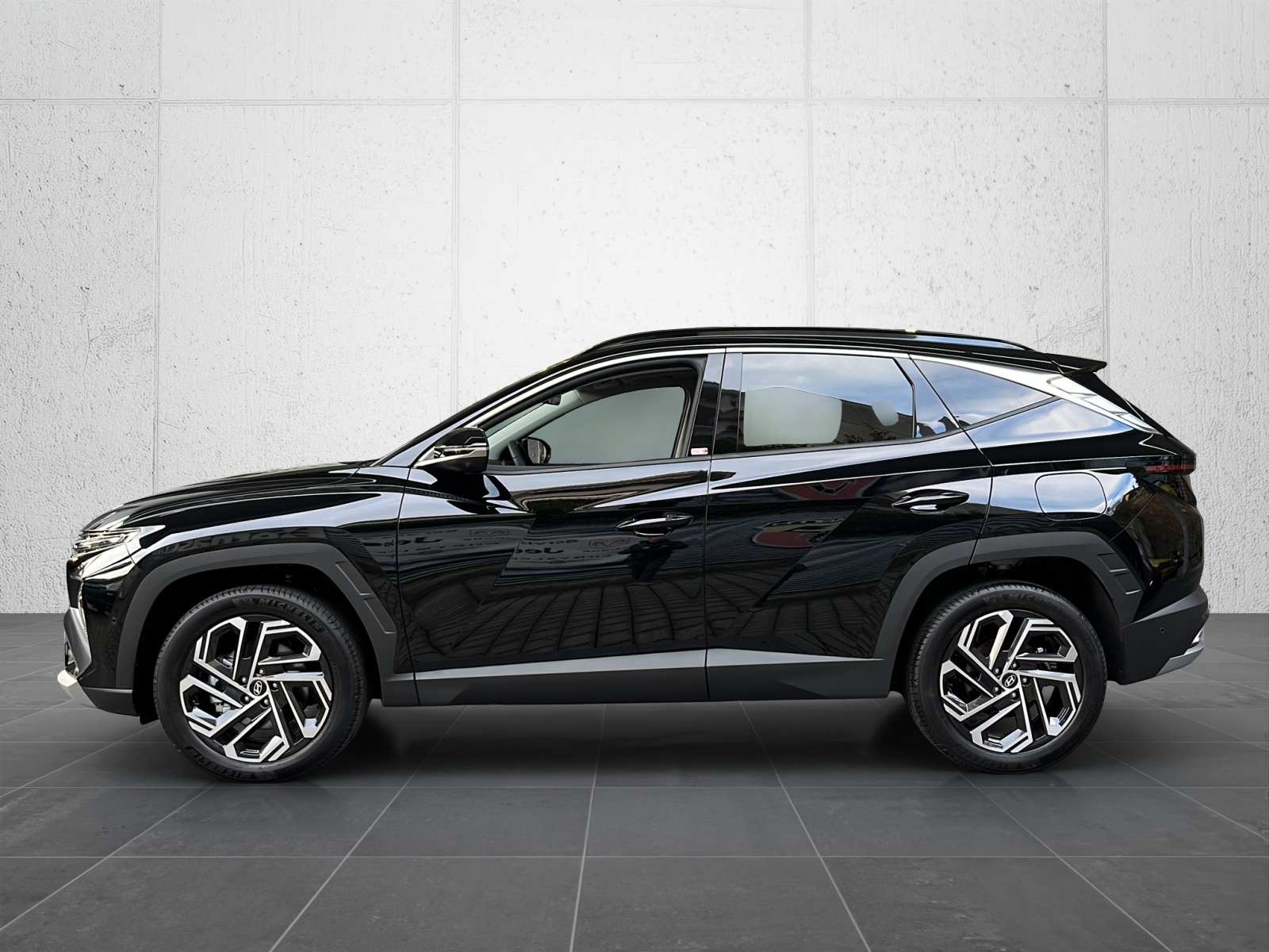 HYUNDAI Tucson 1.6 TGDI HEV SWISS EDITION 4WD-image-2