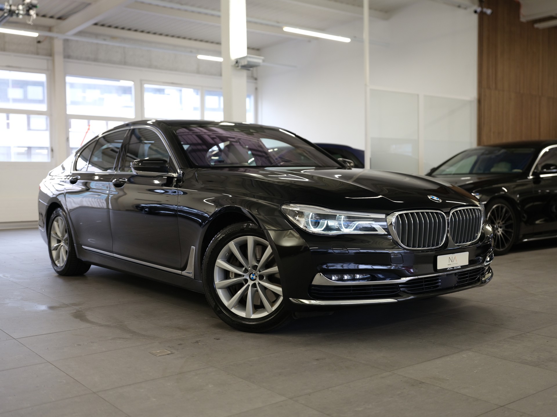 BMW 750i xDrive Steptronic *Driving Assistant plus* *Bowers & Wilkins*