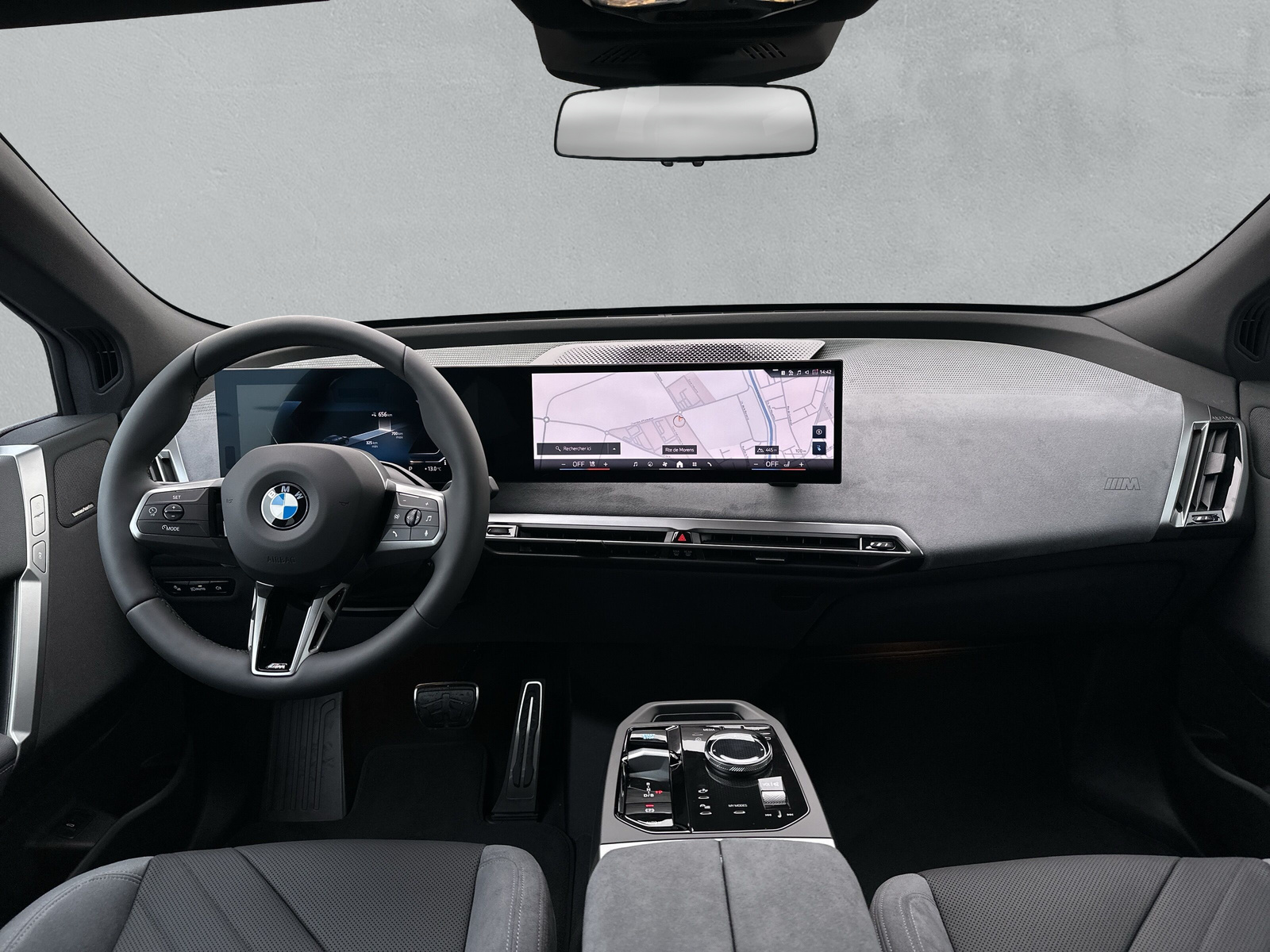 BMW iX xDrive60 M Sport Pro-image-12