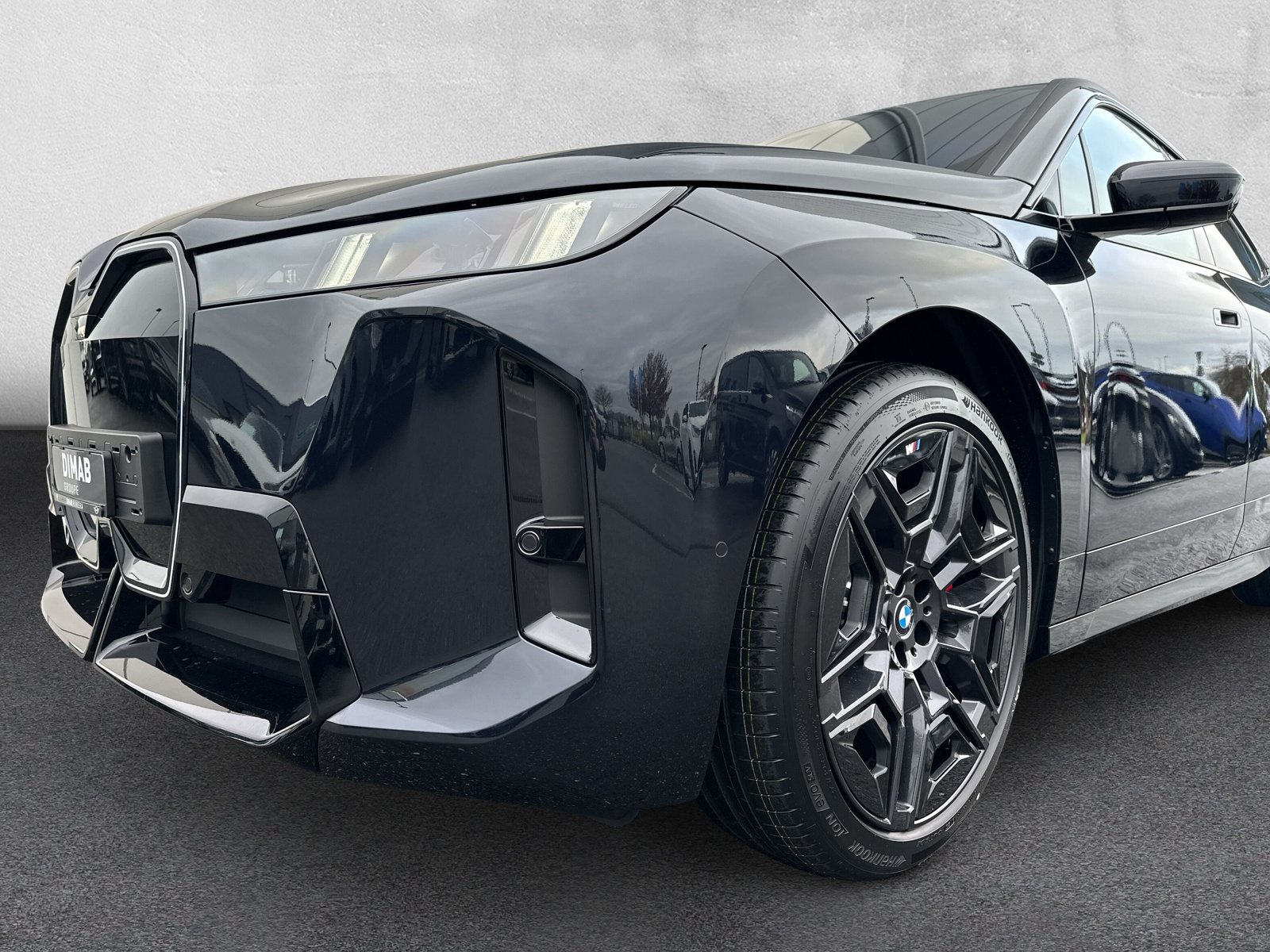 BMW iX xDrive60 M Sport Pro-image-7