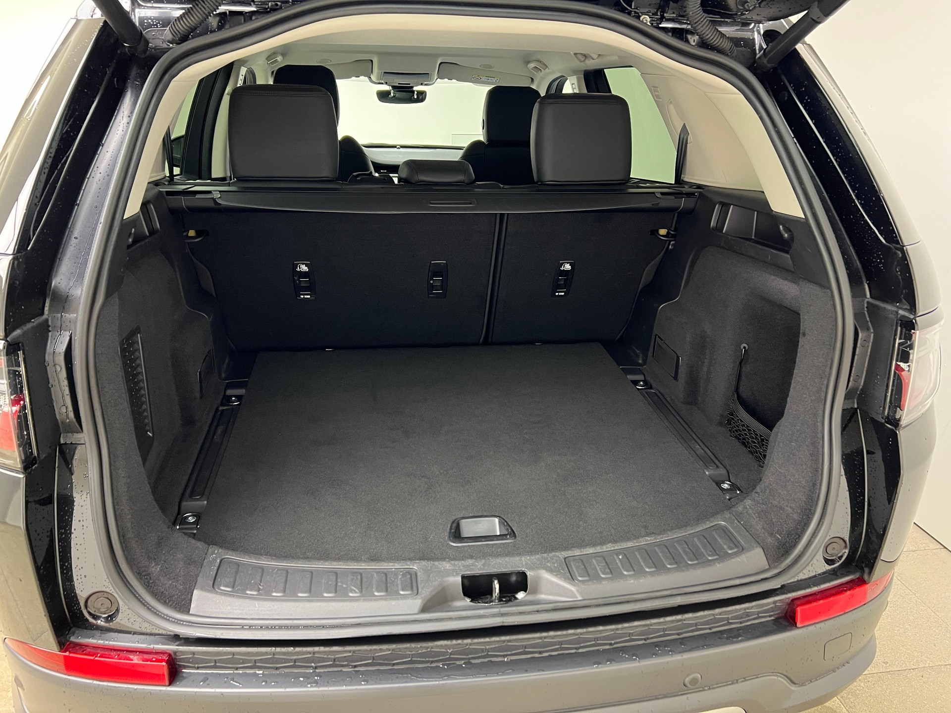 LAND ROVER Discovery Sport 2.0 SD4 200 SE / Jetzt mit attraktivem 1.99% Leasing-image-5