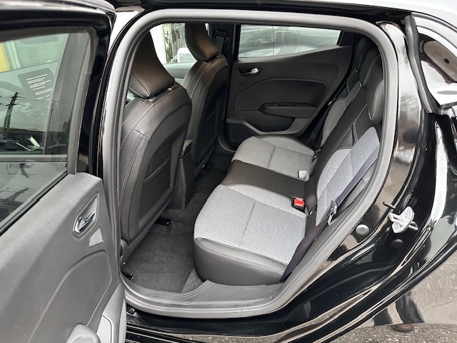 RENAULT Clio 1.6 E-Tech Generation-image-9