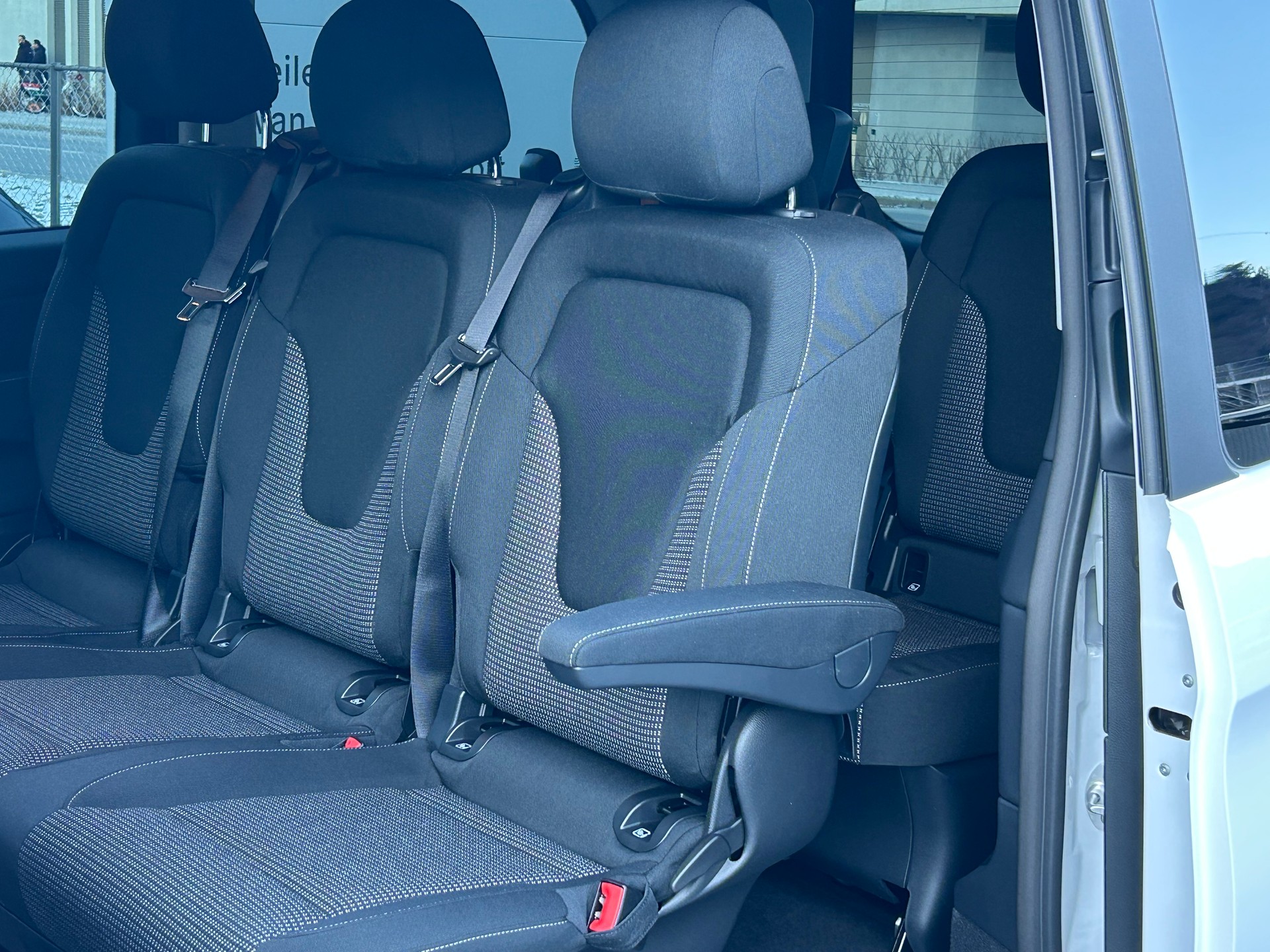 MERCEDES-BENZ V 250 d STYLE Kompakt 4MATIC-image-6