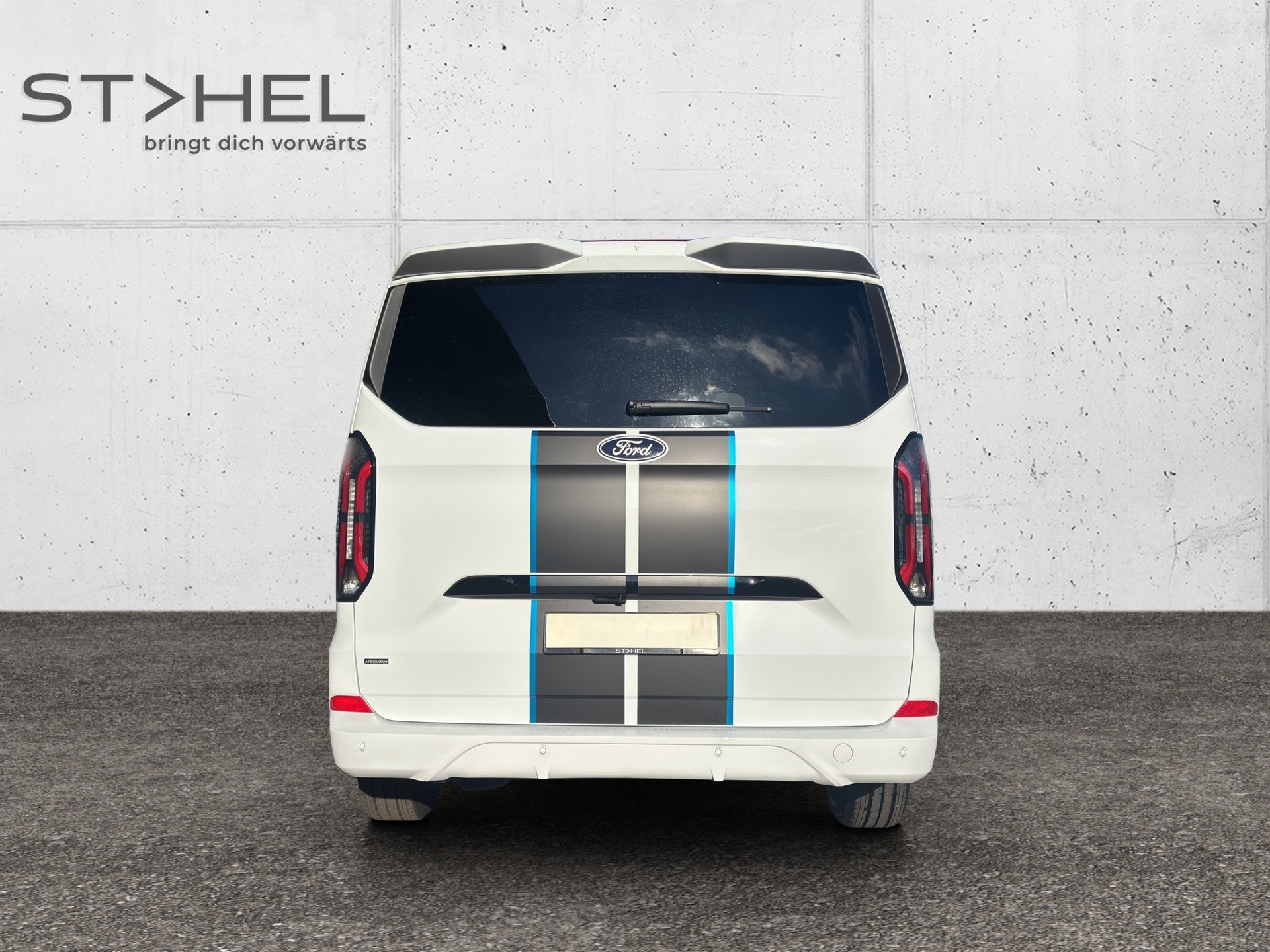 FORD Tourneo C Bus 340 L1 2.5 Duratec 233 Sport PHEV-image-6