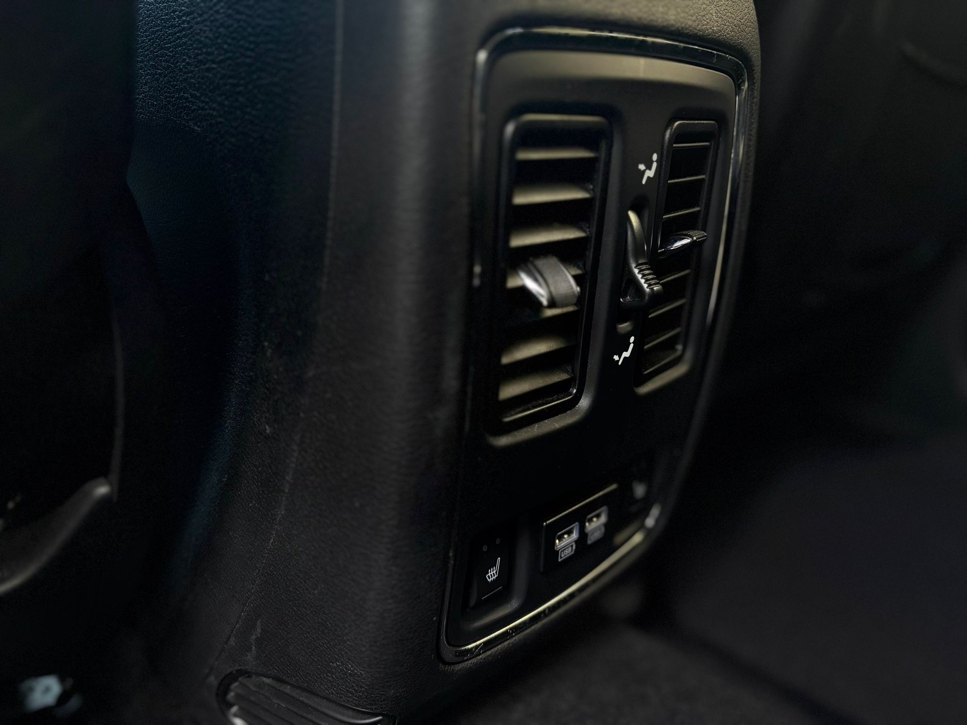 JEEP Grand Cherokee 3.0 CRD Limited Automatic-image-14