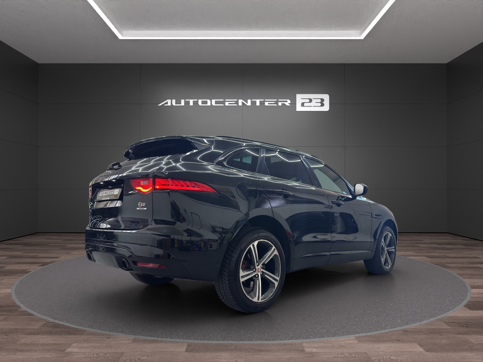 JAGUAR F-Pace 3.0 V6 S AWD Automatik-image-4