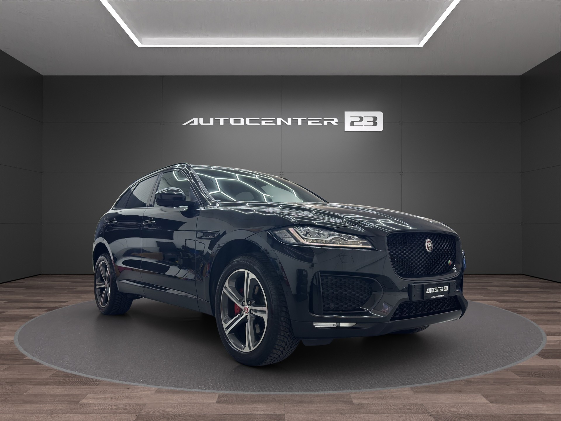 JAGUAR F-Pace 3.0 V6 S AWD Automatik-image-6