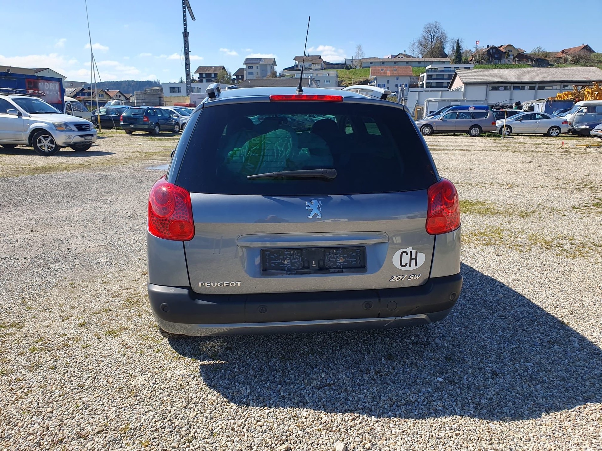 PEUGEOT 207 SW 1.6 16V Active-image-4