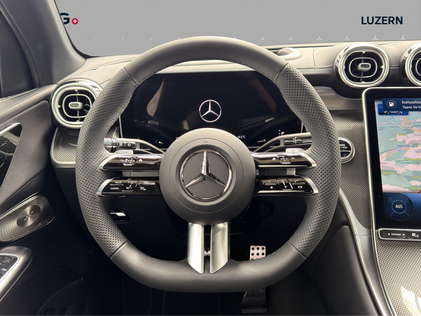 MERCEDES-BENZ GLC 400 e 4Matic EQ Star 9G-Tronic-image-9