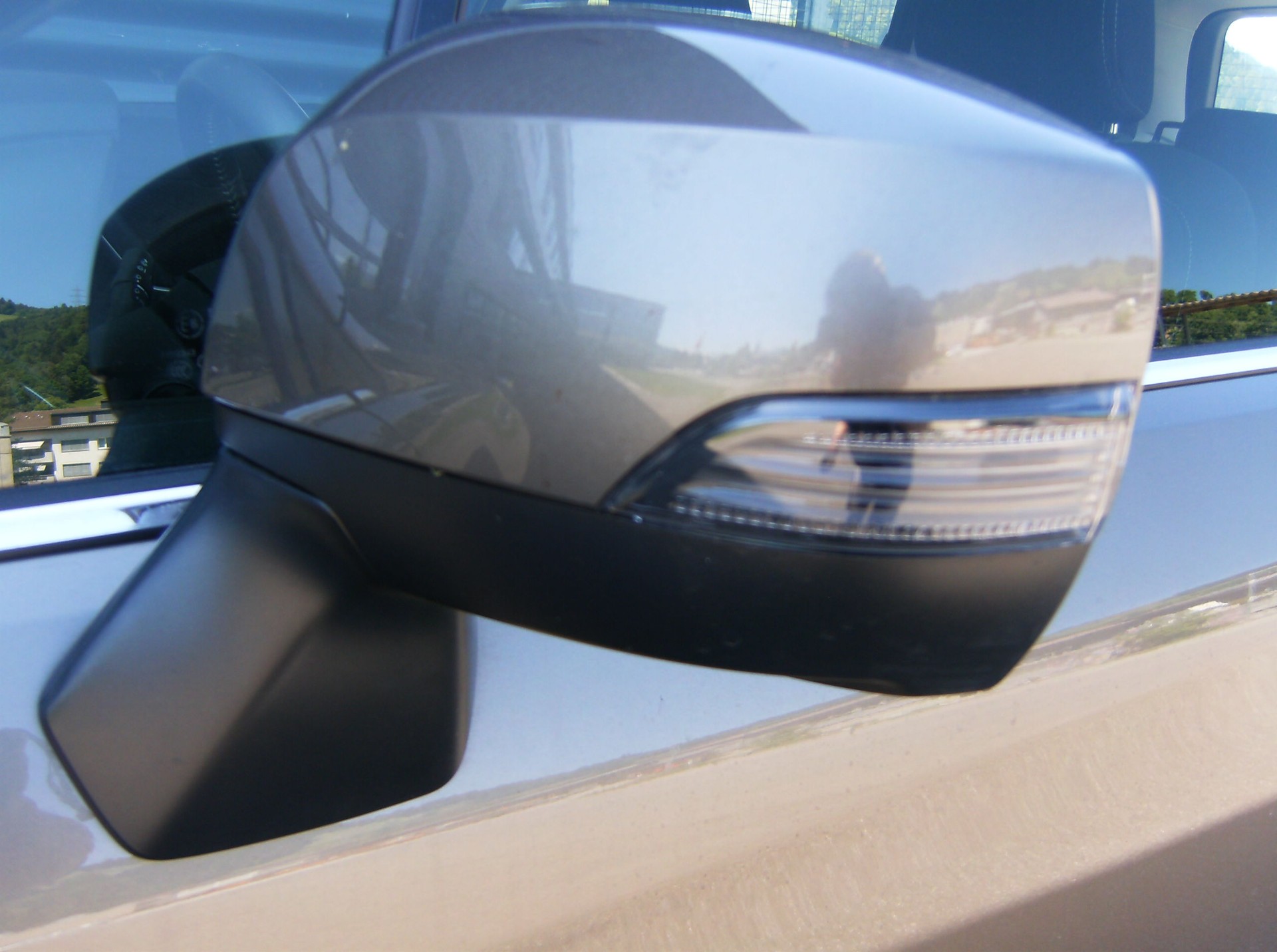SUBARU Forester 2.0i Swiss-image-7
