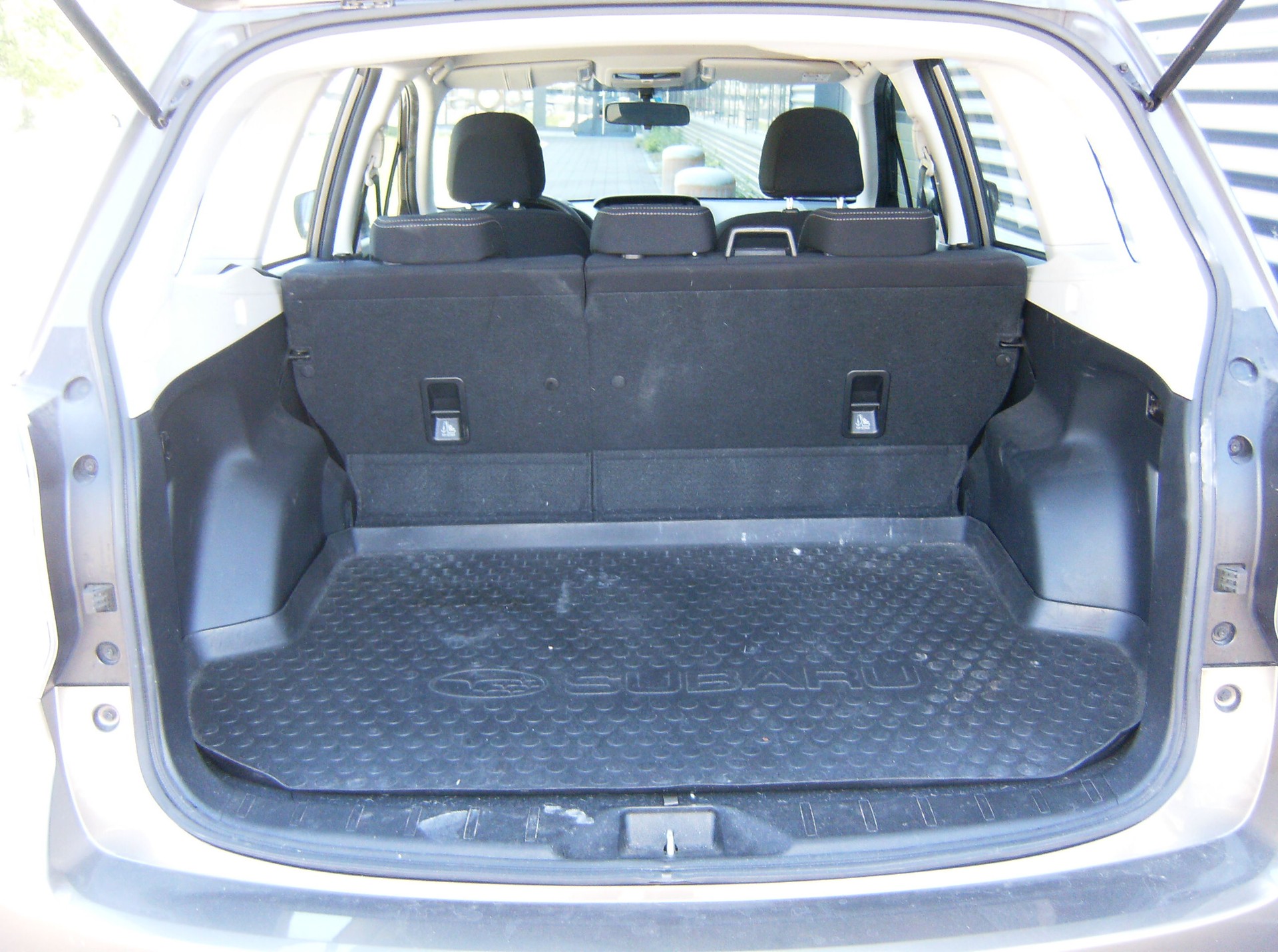 SUBARU Forester 2.0i Swiss-image-6