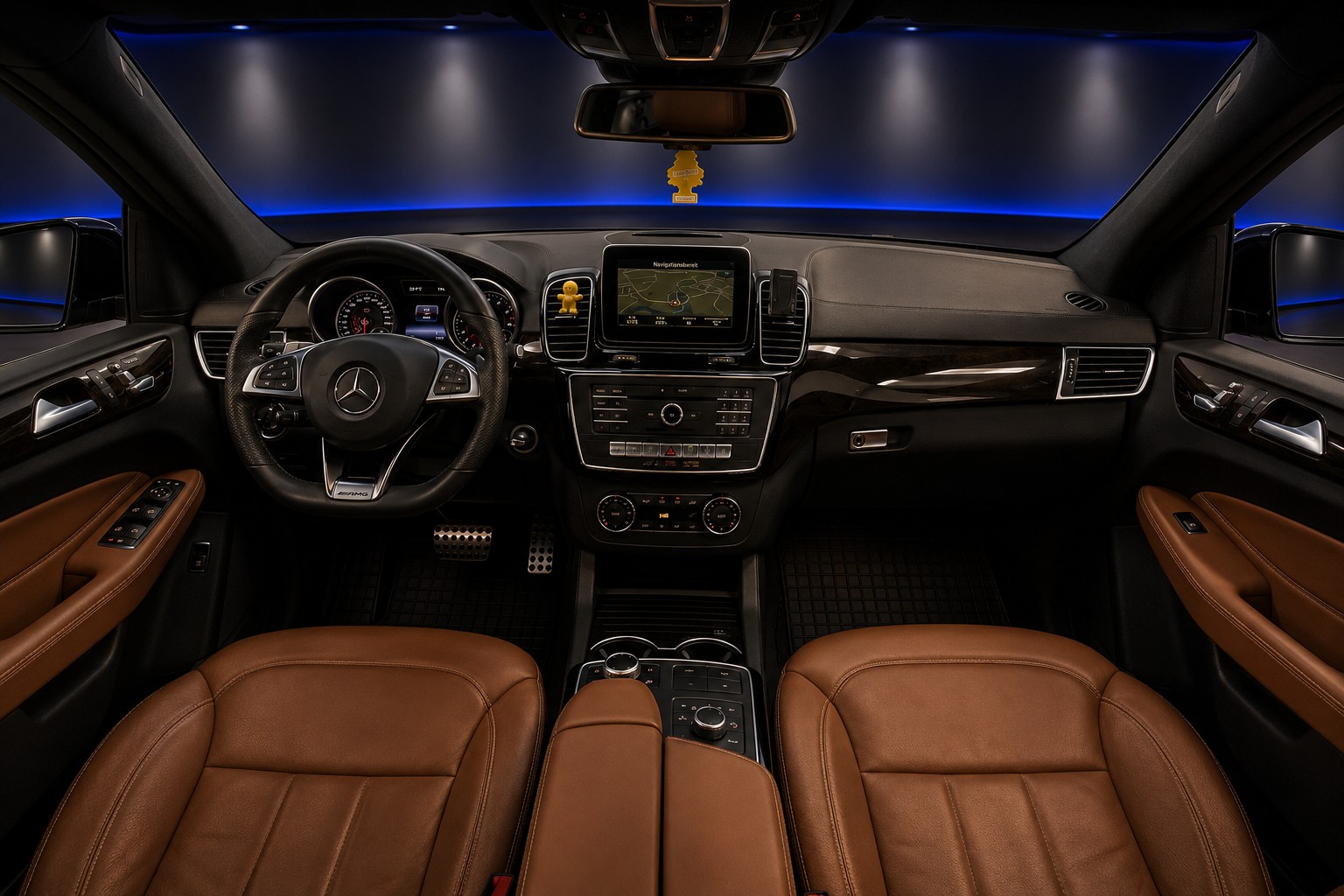 MERCEDES-BENZ GLE 43 AMG 4Matic 9G-Tronic-image-11