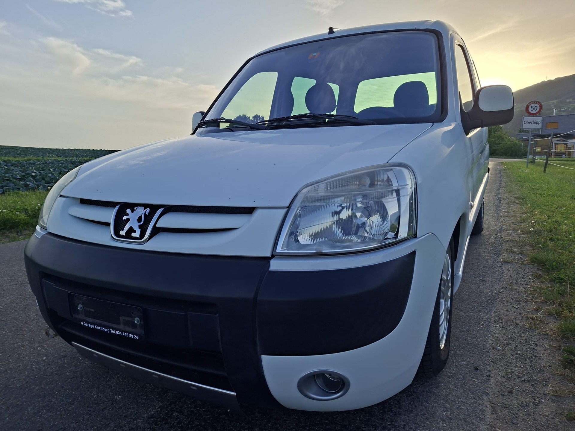 PEUGEOT Partner 1.6 HDI XT Plus-image-1