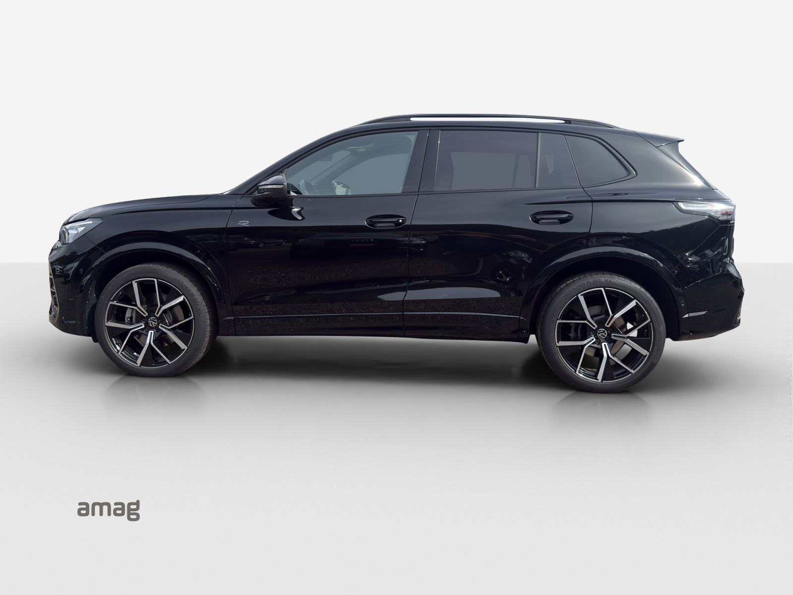 VW Tiguan 2.0 TSI DSG R-Line 4Motion-showroom-element-1
