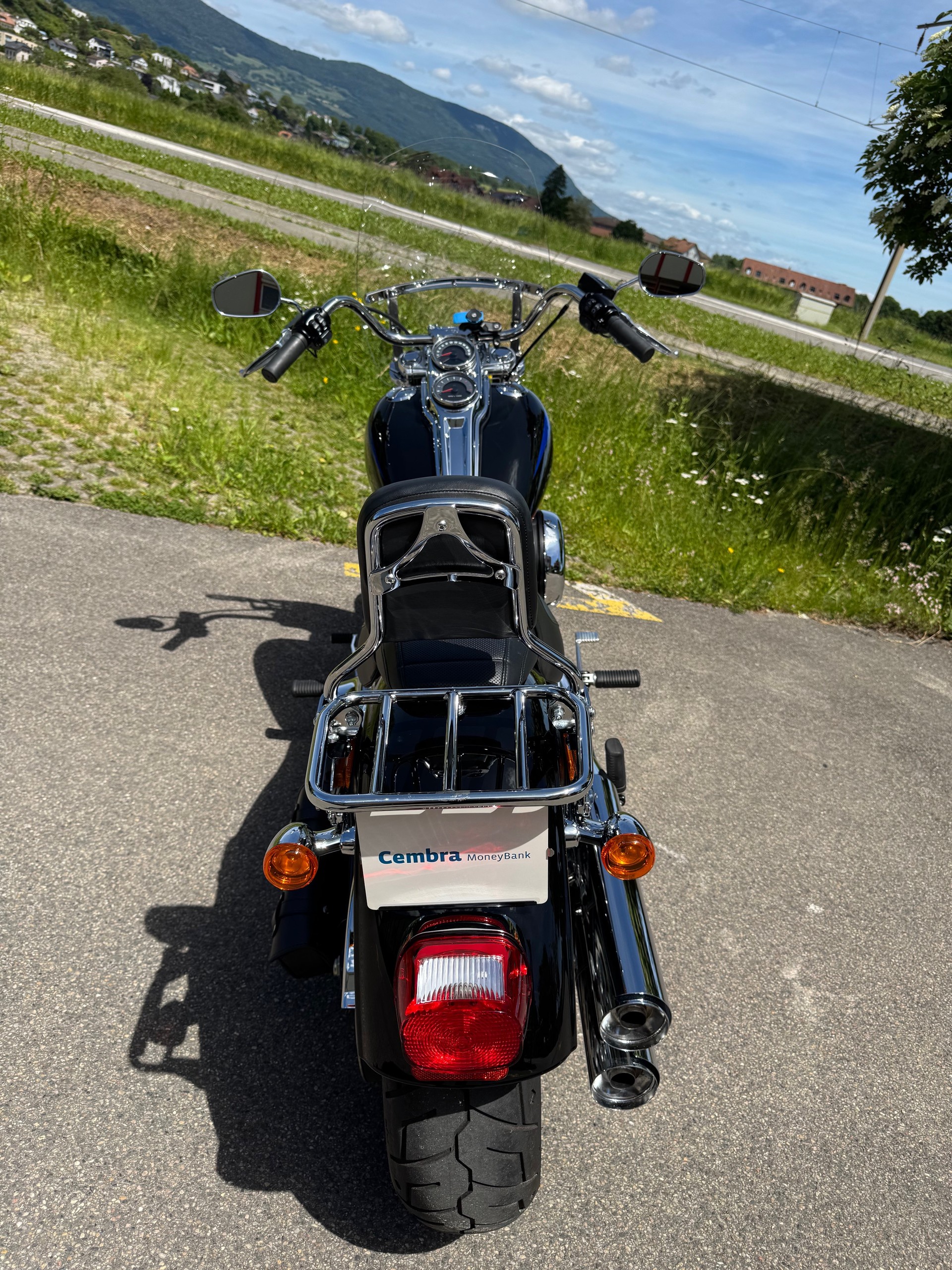 HARLEY-DAVIDSON FXLR Low Rider 107 ABS-image-4